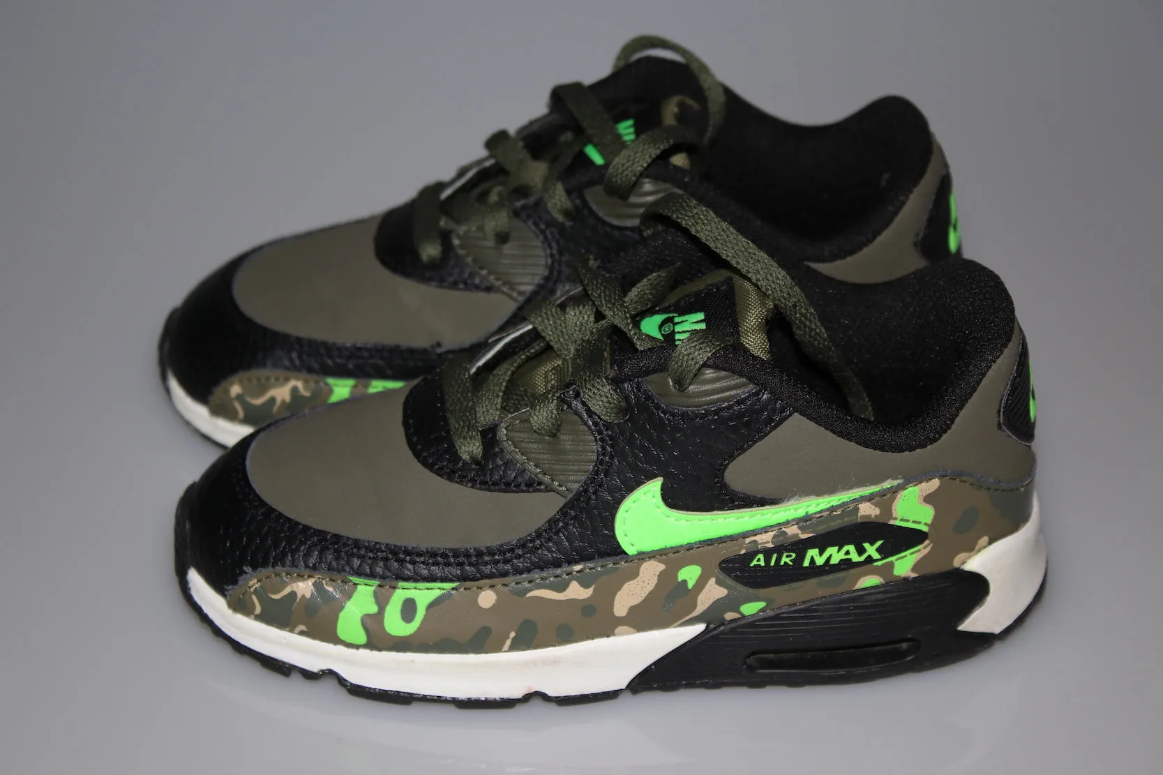 Asics Daily Running Shoes Air Max 90 Premium