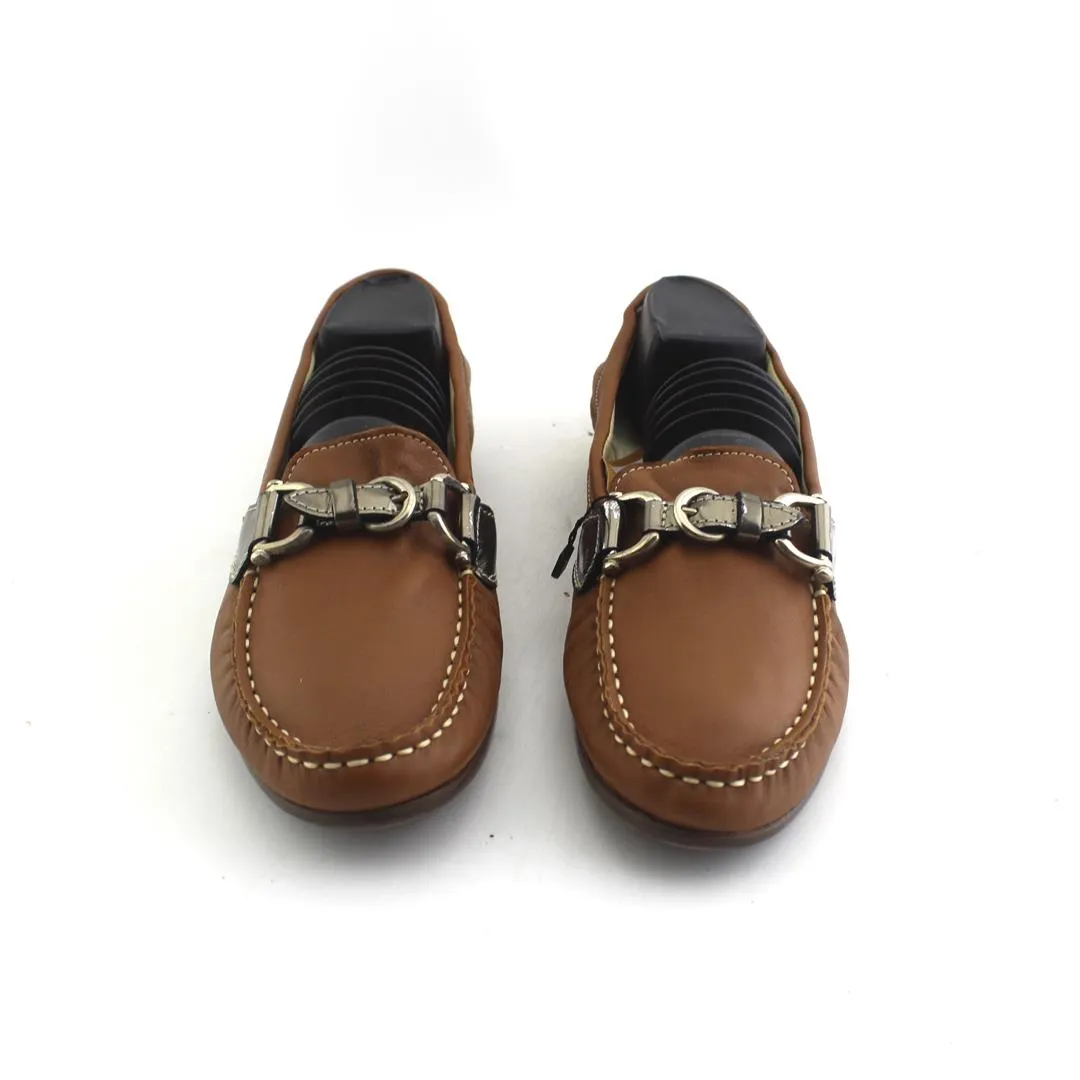 Casual Closed Toe Shoes AGL .
