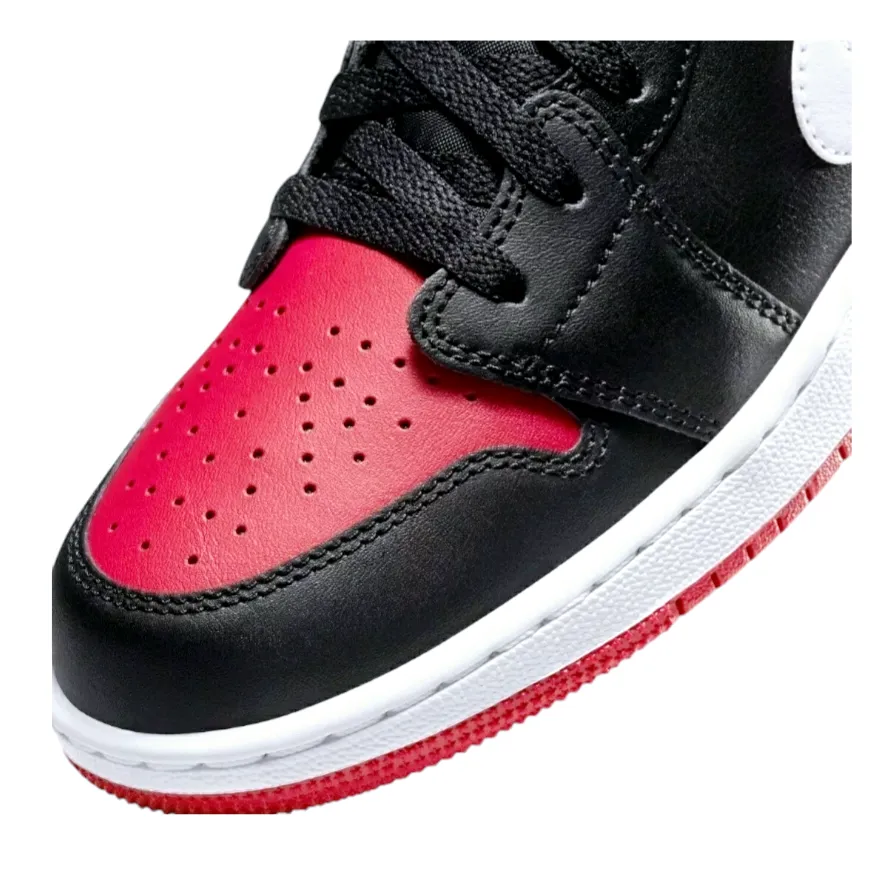 Air Jordan *Men's 1 Low Black/Red Alternate Bred Toe Leather Sneakers (Size 8.5) Asics Low Cut Shoes