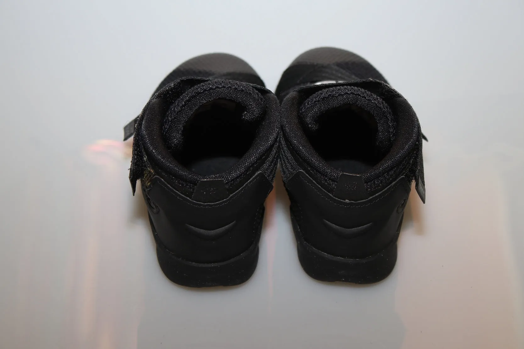 Lebron Soldier IX Asics White Running Shoes