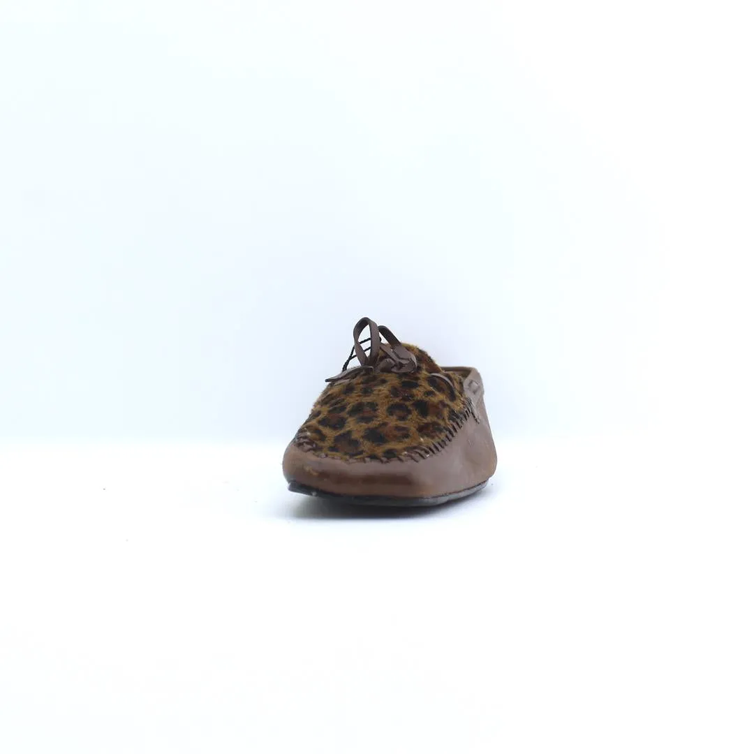 Macys Coach Slippers APT.9 .