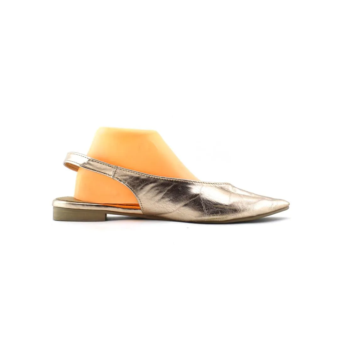 ATMOSPHERE  . Slippers With Toes