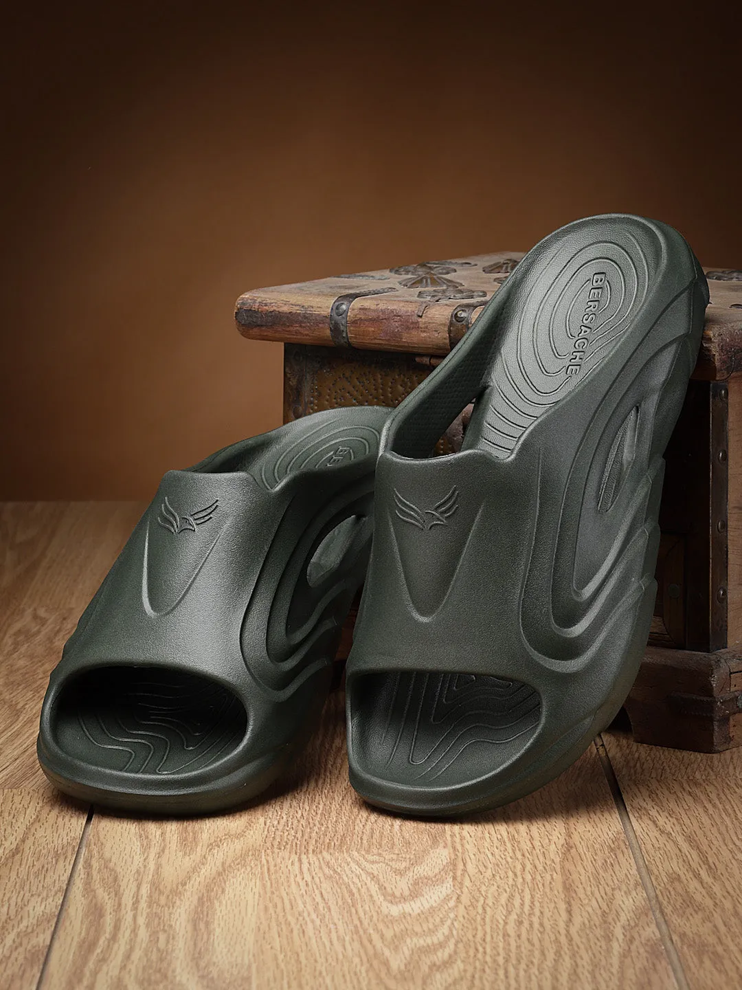 Bersache Extra Soft Classic Casual with  Regular wear with Ultra Soft & Flexibility Technology Flip Flop for Men's & Boy's (6116-Green) Slippers Warm