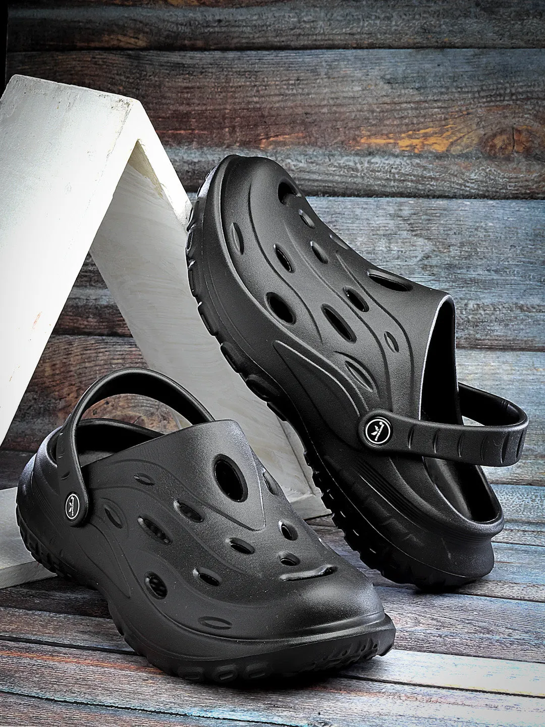 One Hour Crochet Slippers Bersache Extra Soft Classic Casual with  Regular wear with Ultra Soft & Flexibility Technology Flip Flop for Men's & Boy's (6126-Black)