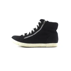 MATERIAL GIRL . Casual Winter Shoes