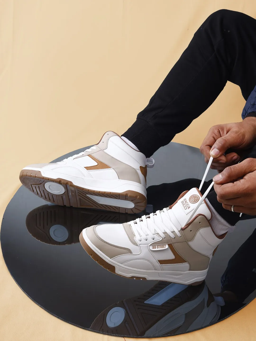 Rothys Sneakers Bacca Bucci Cappuccino Skystompers