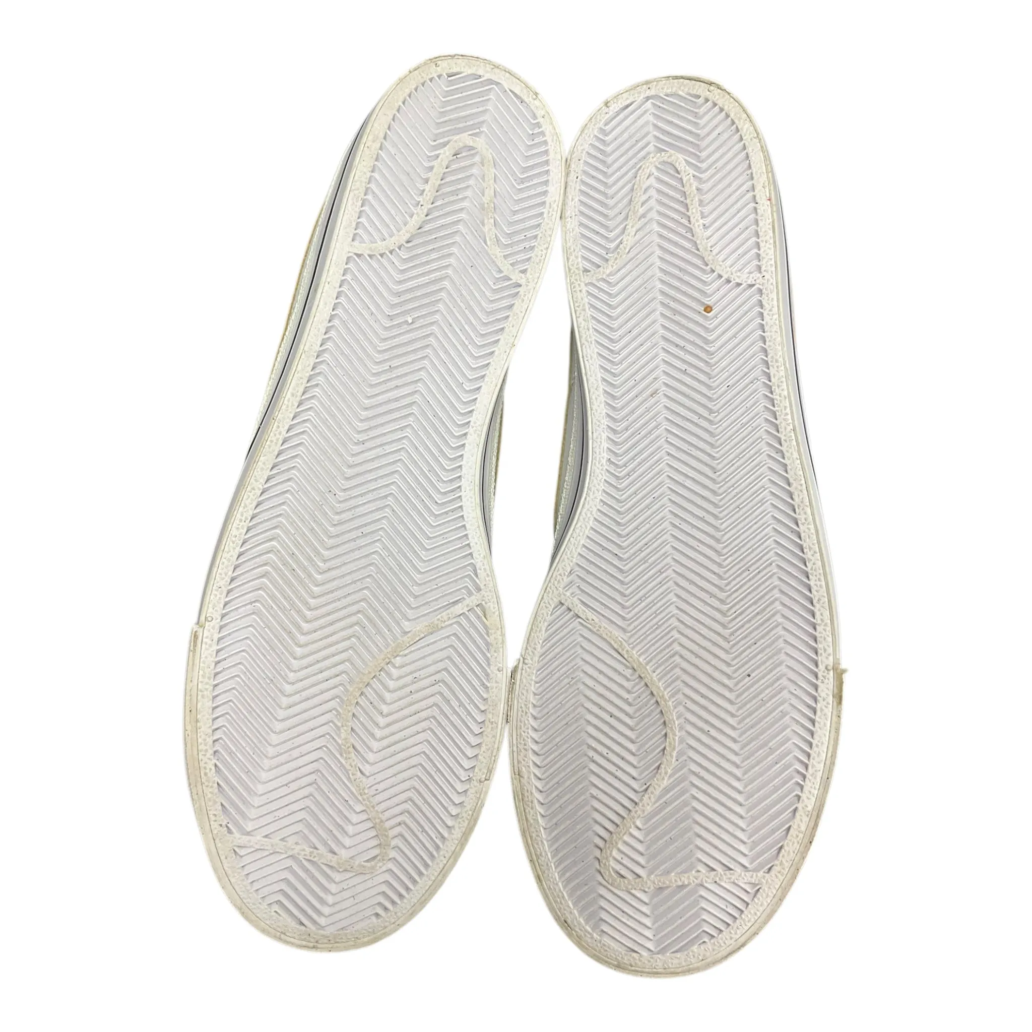 Shoes Sneakers By Nike In White & Yellow, Size: 10 Shoes Similar To Asics Gel Nimbus 26