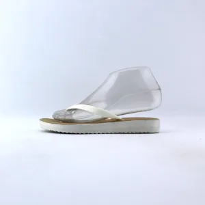 Onyx Yeezy Slides CHARLIE PAIGE .