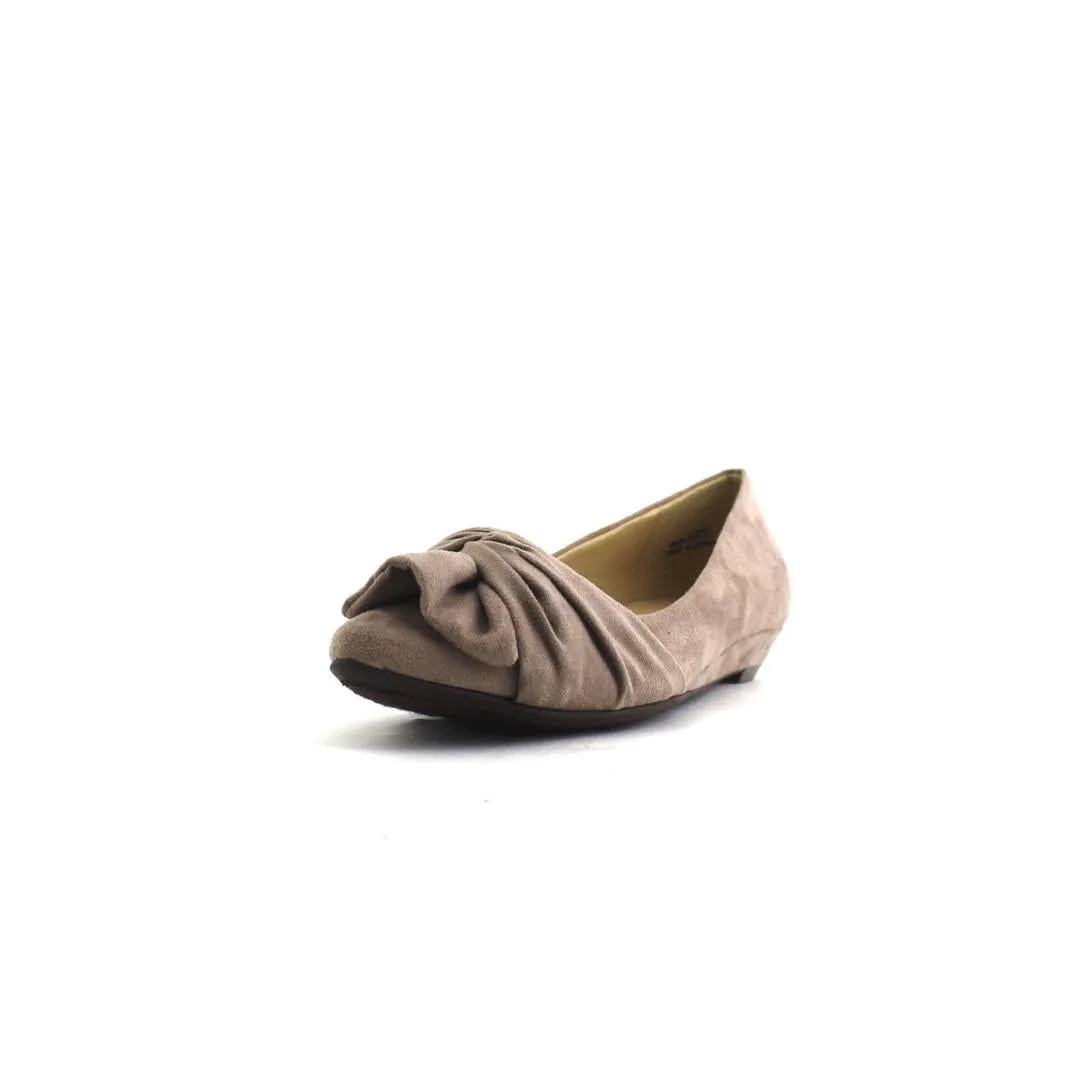 CHINESE LAUNDRY SUEDE PEBBLE TAUPE Sanuk Slippers