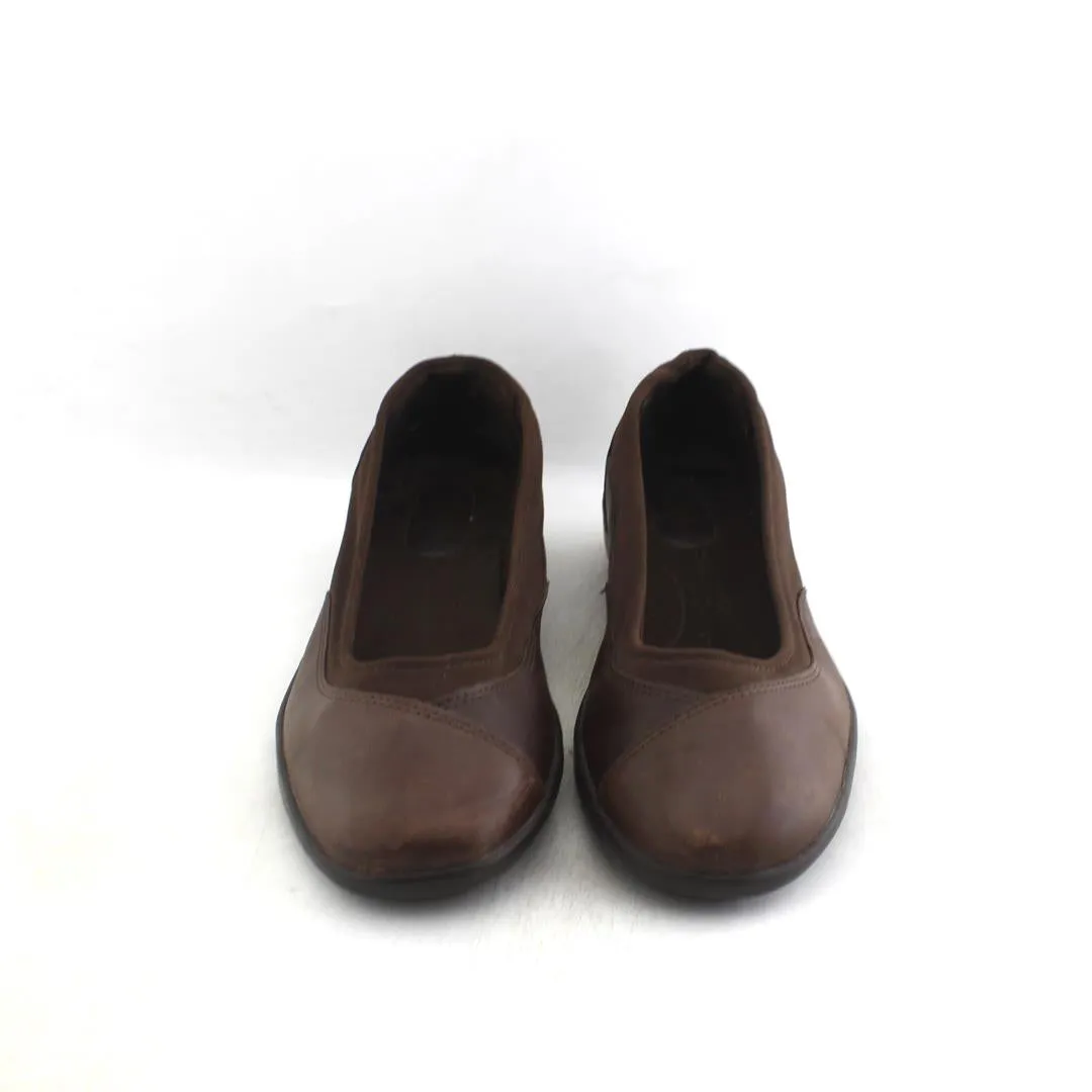 COBBIE CUDDLERS . Mary Jane Slides