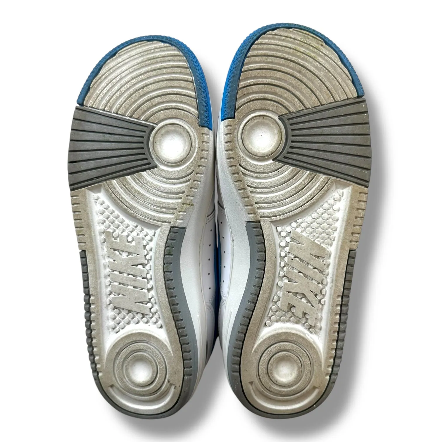 Shoes Athletic By Nike In White, Size: 8.5 Asics Shoes Nimbus 24