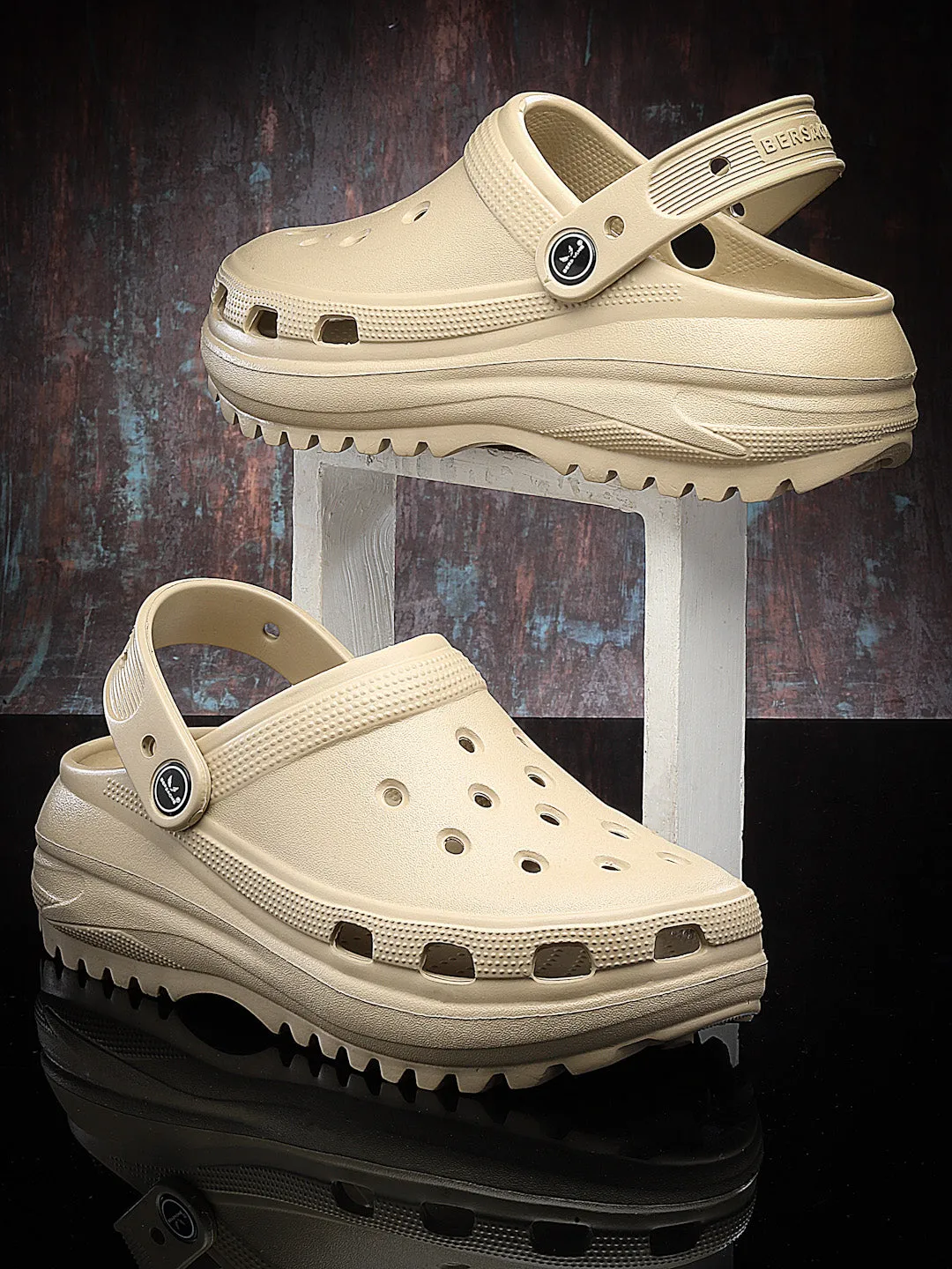 Nuknuuk Slippers Bersache Extra Soft Classic Casual with  Regular wear with Ultra Soft & Flexibility Technology Flip Flop For women's/Girl's-(6129-