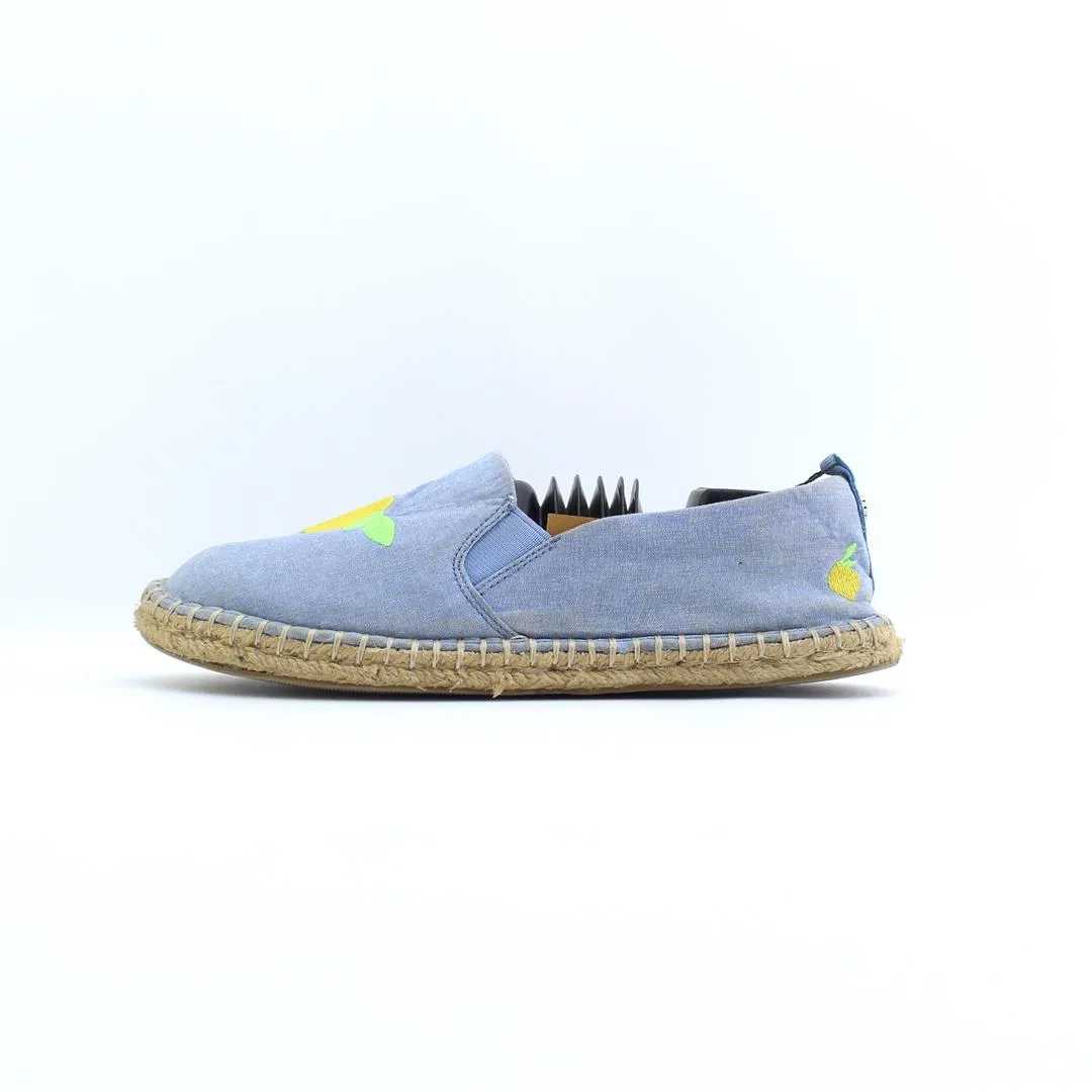 CROWN & IVY . Casual Looking Cycling Shoe