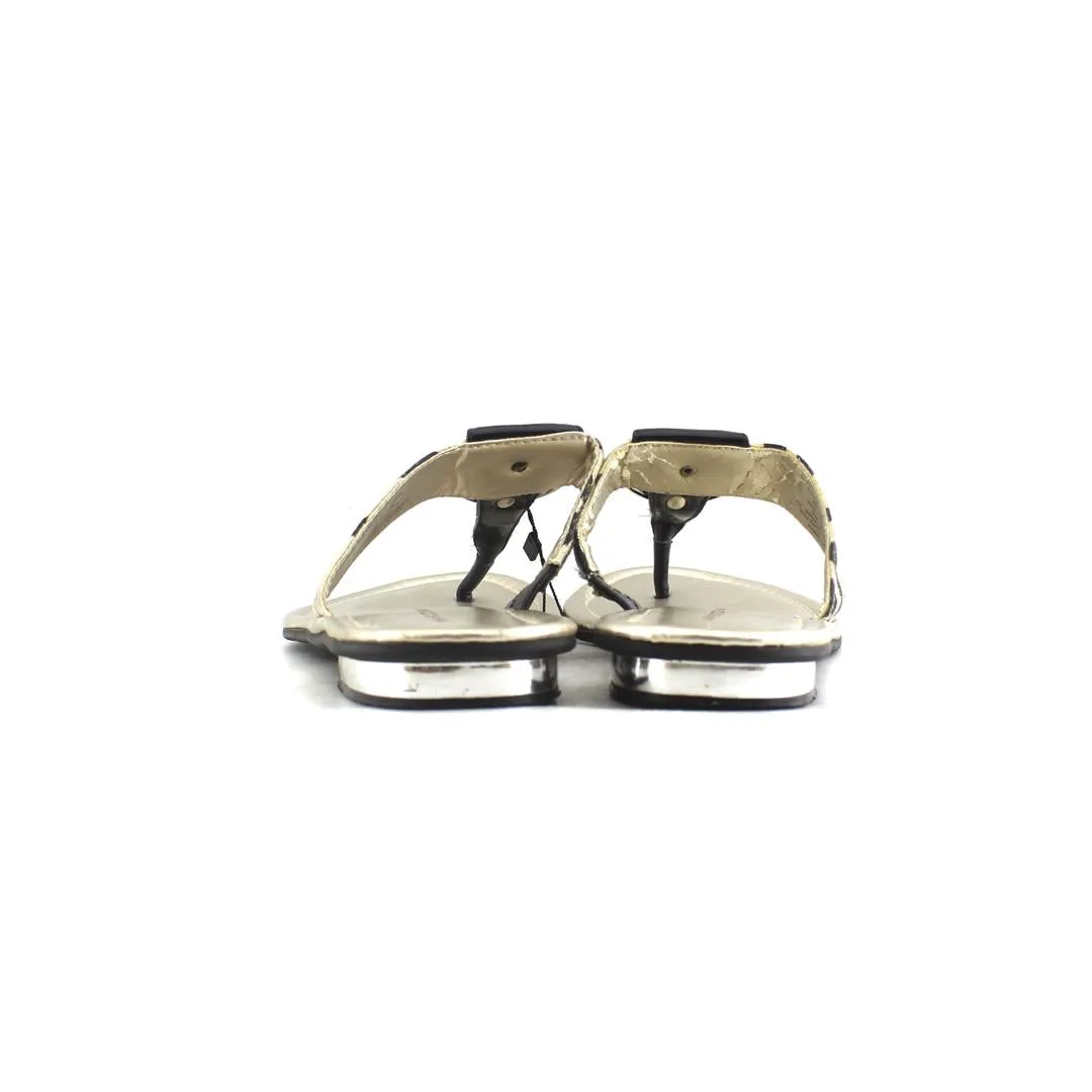 DANA BUCHMAN . Indoor-outdoor Slippers