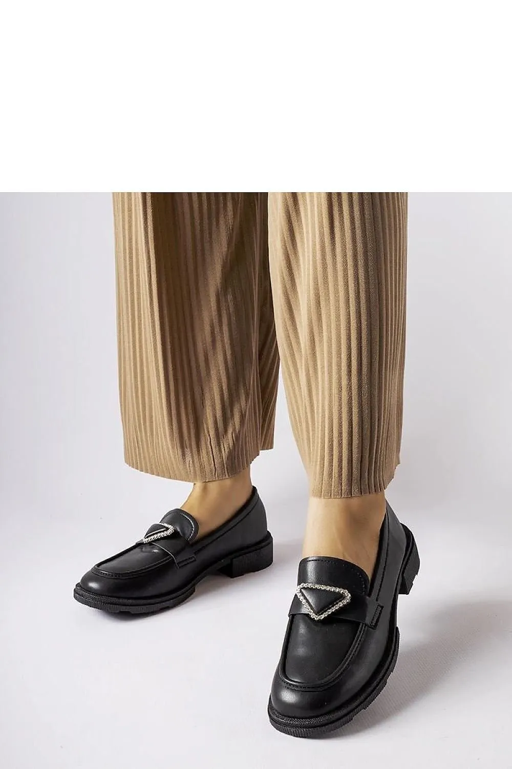 Beige loafers decorated with zircons Coach Loafers Leah