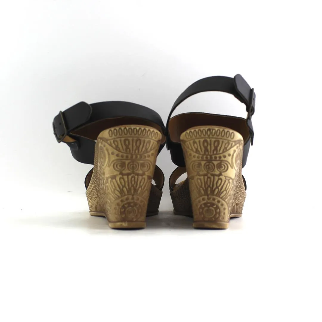 BELLA VITA CORITALY Chinese Velvet Slippers