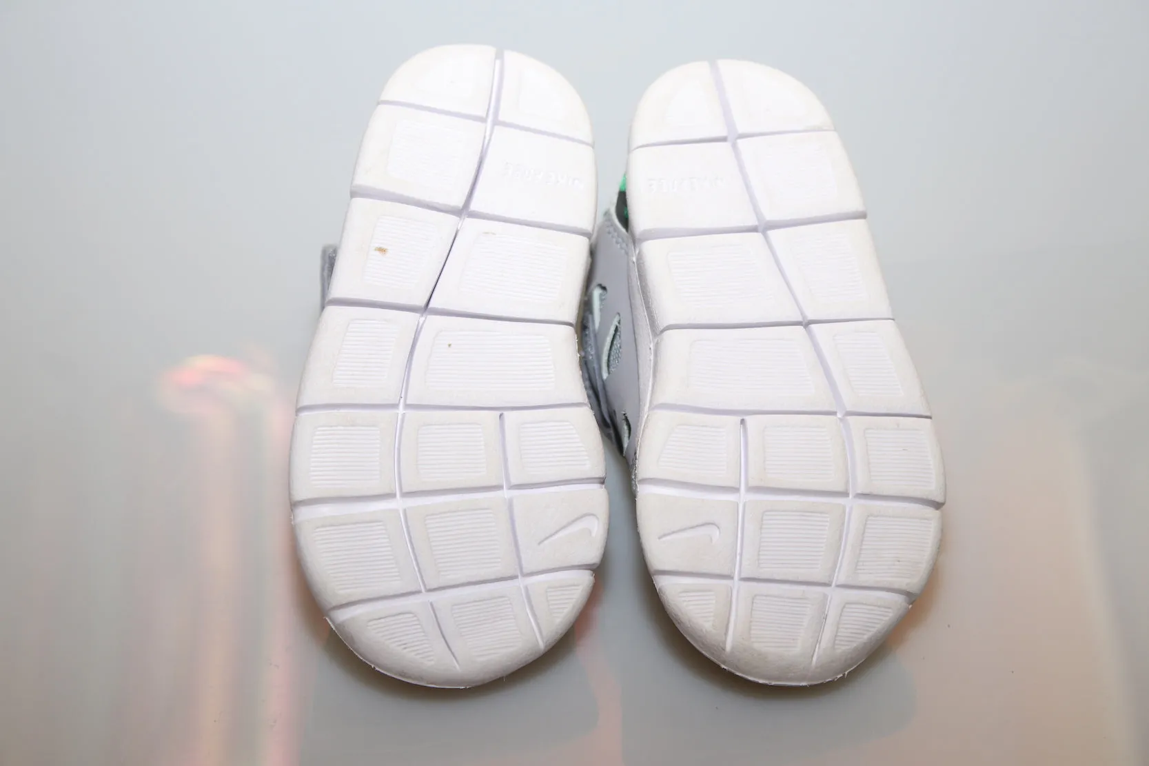 Free Run 2.0 Asics Tennis Shoes 4e Width