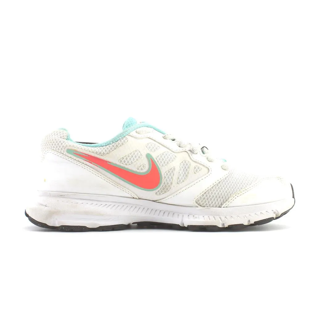 NIKE DOWNSHIFTER  6 Three Horse Shoes Running Waters