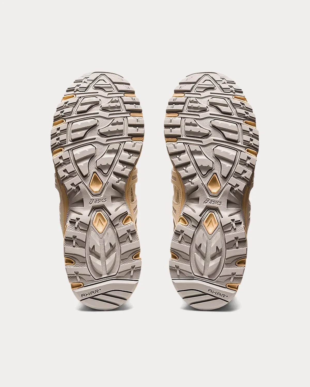 Asics Gel Kahana 8 Running Shoe Gel-Sonoma 15-50 Future Trail Cream / Oatmeal Low Top Sneakers