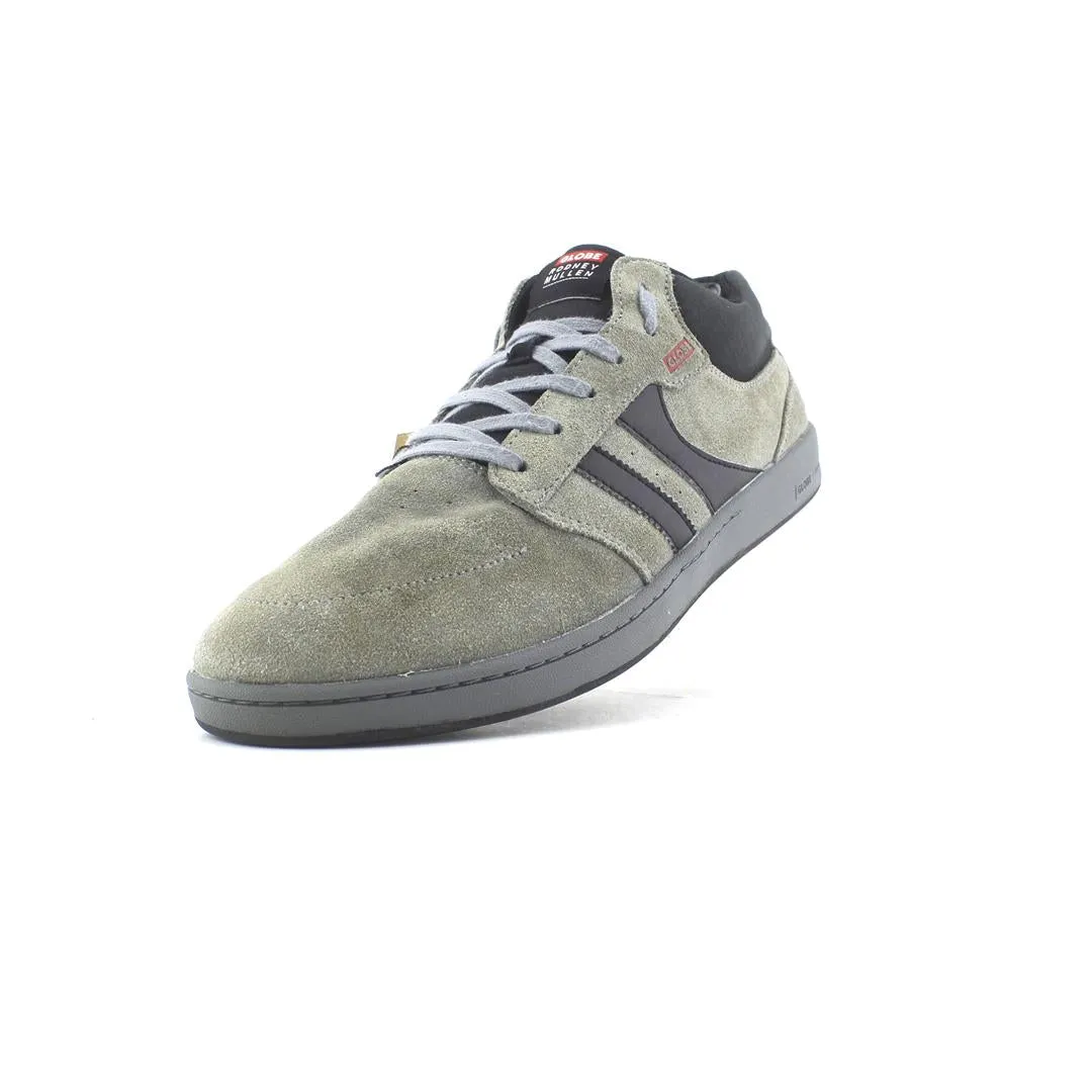 GLOBE  . Best Casual Shoes With Jeans