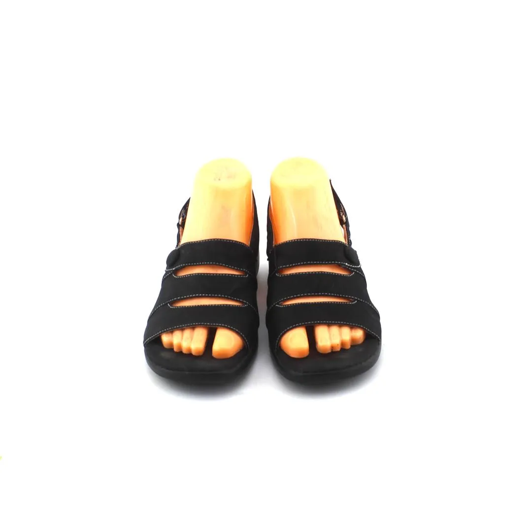 GRASSHOPPER  . Brookstone Nap Slippers