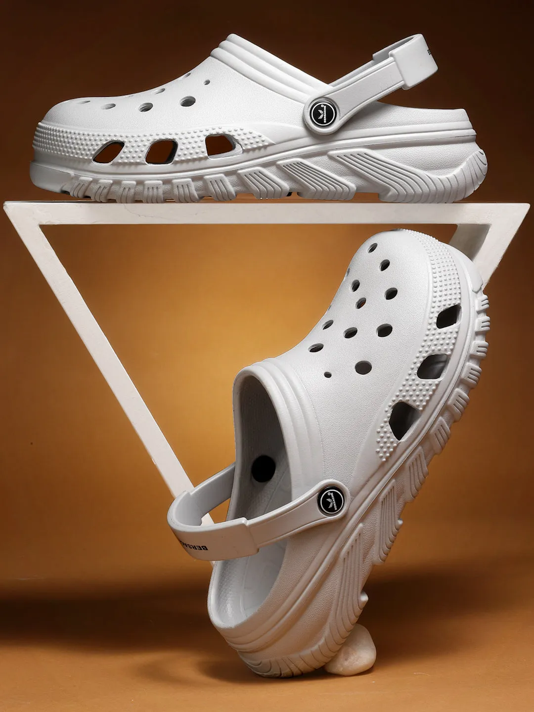 Shop Slippers Nearby Bersache Extra Soft Classic Casual with  Regular wear with Ultra Soft & Flexibility Technology Flip Flop for Men's & Boy's (6092-Grey)