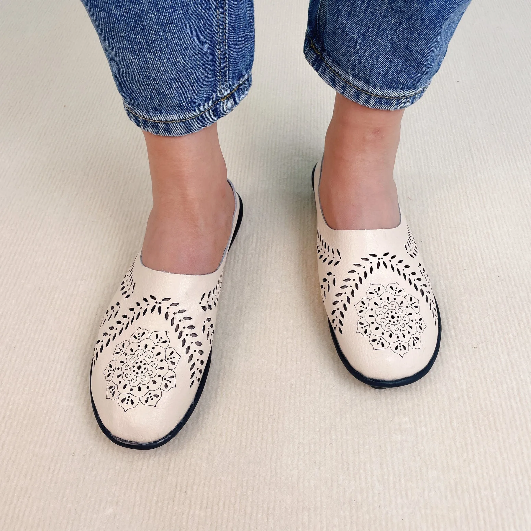 Sandals Comfy Casual All-Match Hollow Slippers
