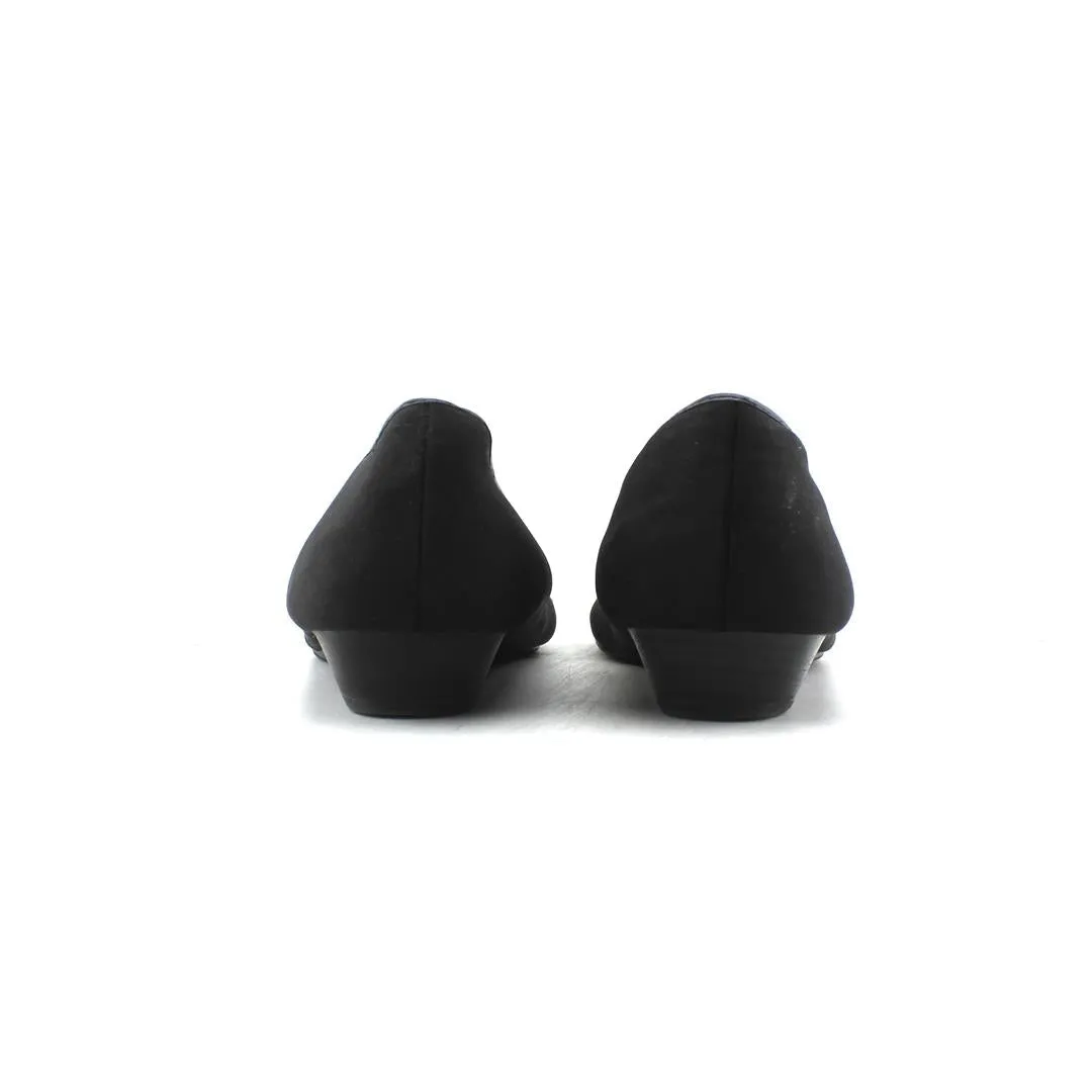 ABELLA  . Parachute Slippers