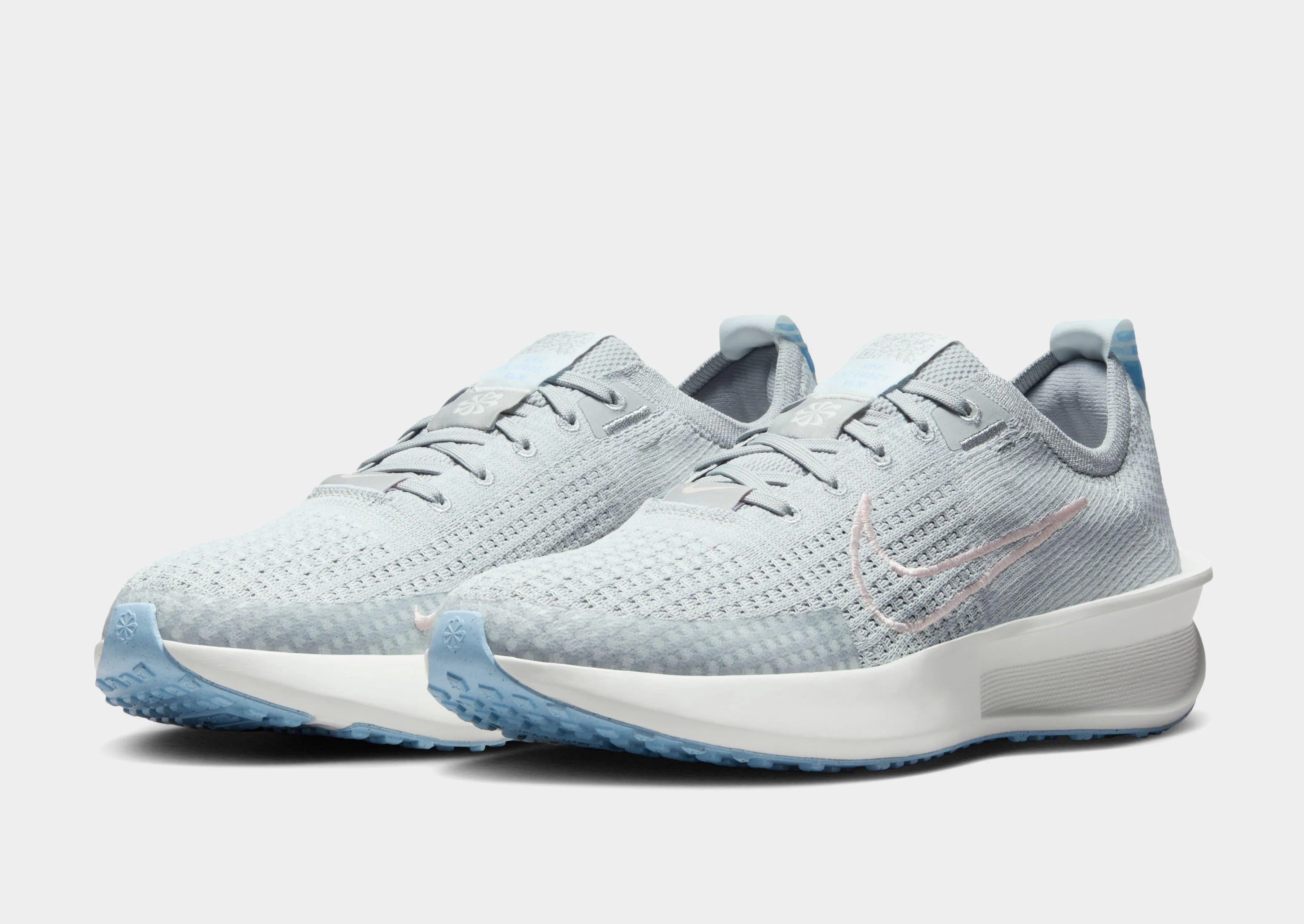 Interact Run Women's Asics Shoes Novablast 4