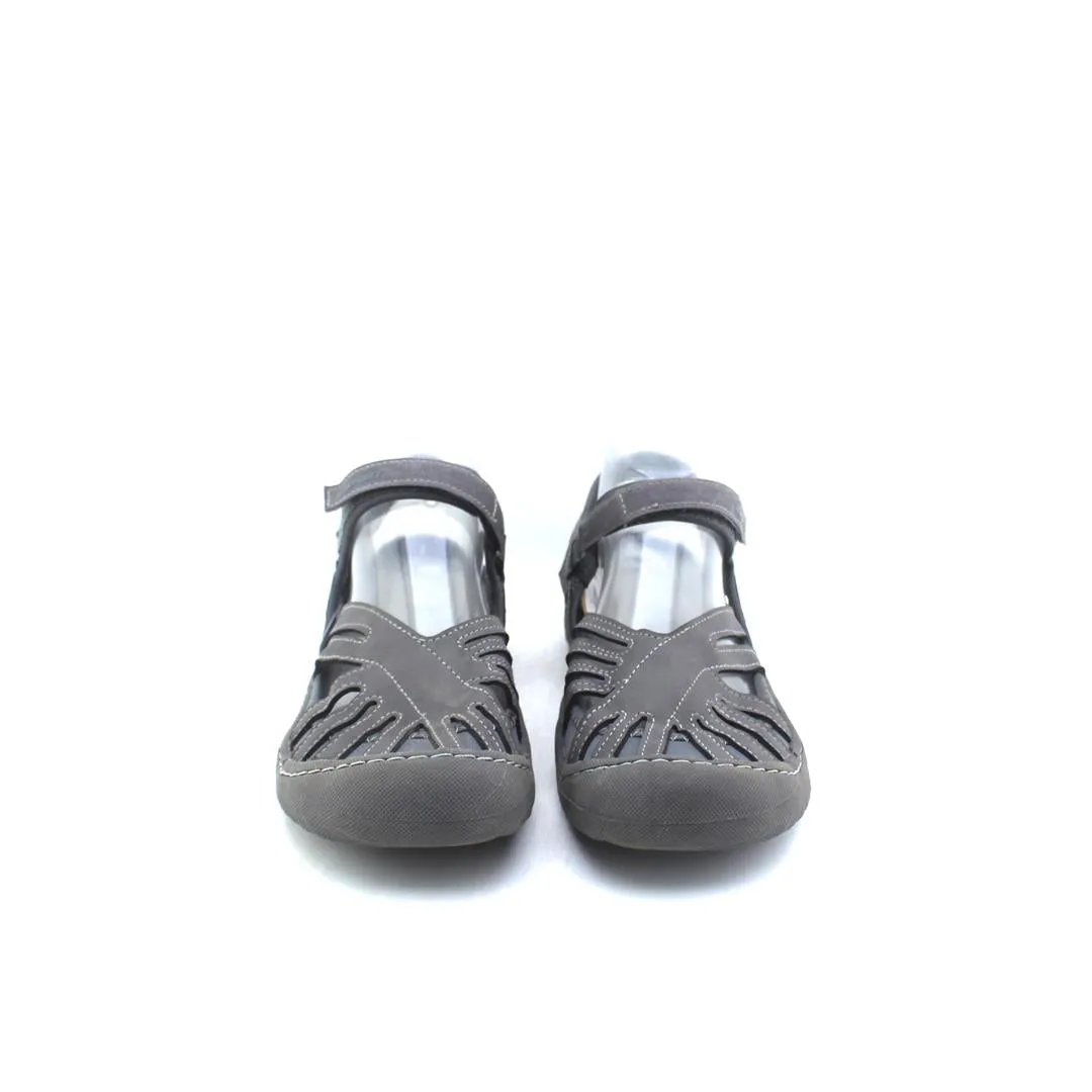 Ashin Modern Casual Shoes J SPORT  BY JAMBU