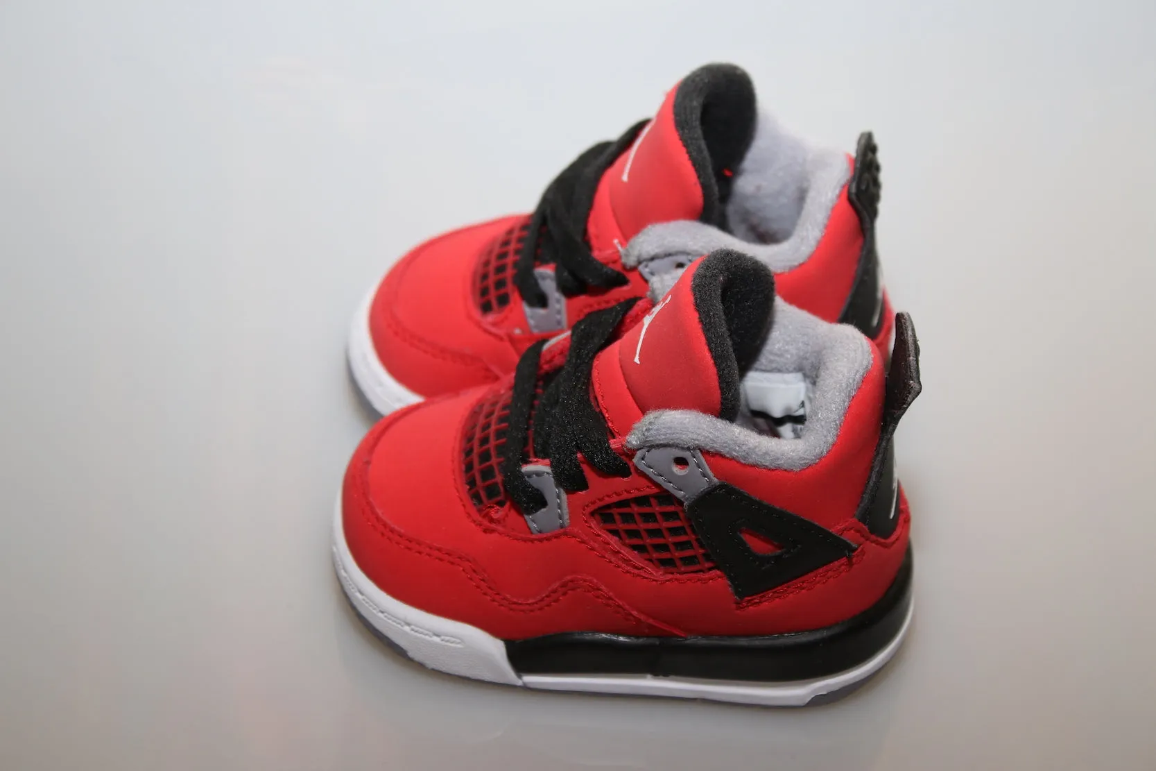 Asic Tennis Shoes Jordan 4 Retro