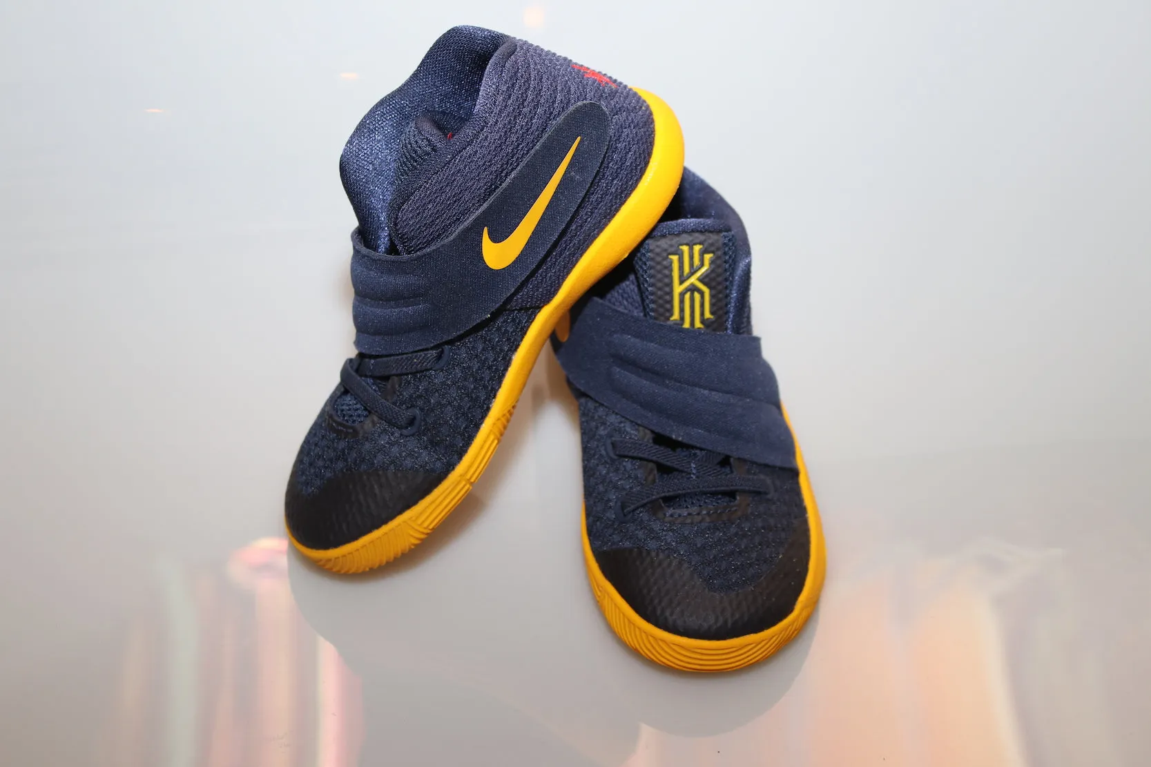 Asics Cloud Shoes Kyrie 2