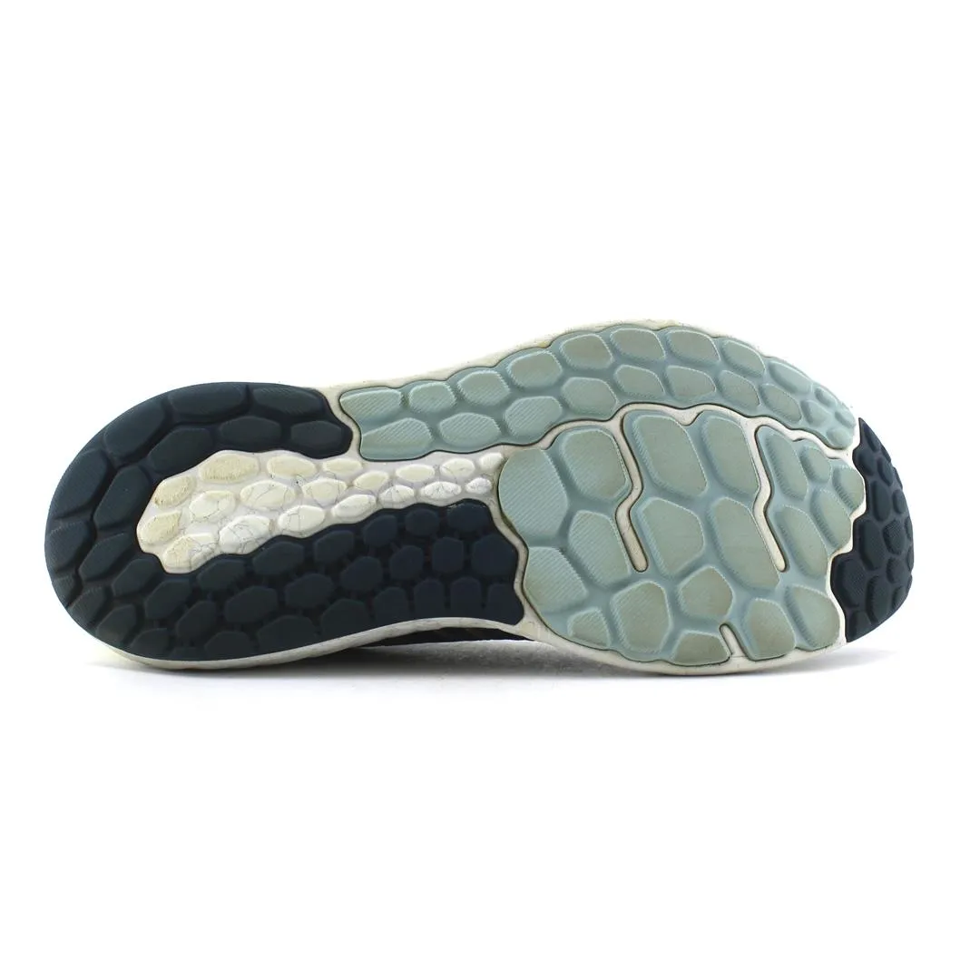 NEW BALANCE FRESH FOAM  VONGO Trail Running Shoes Good For Hiking