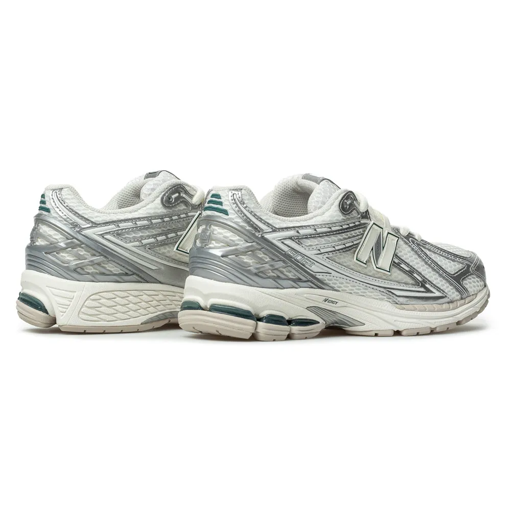 M1906REE | Silver Metallic New Balance Sc Trainer V3 Review