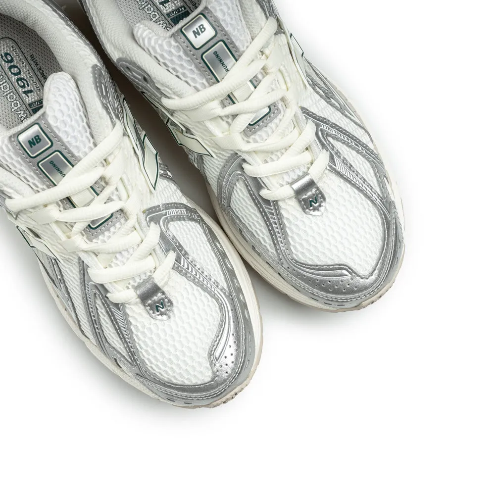 M1906REE | Silver Metallic Leopard Print New Balance 327