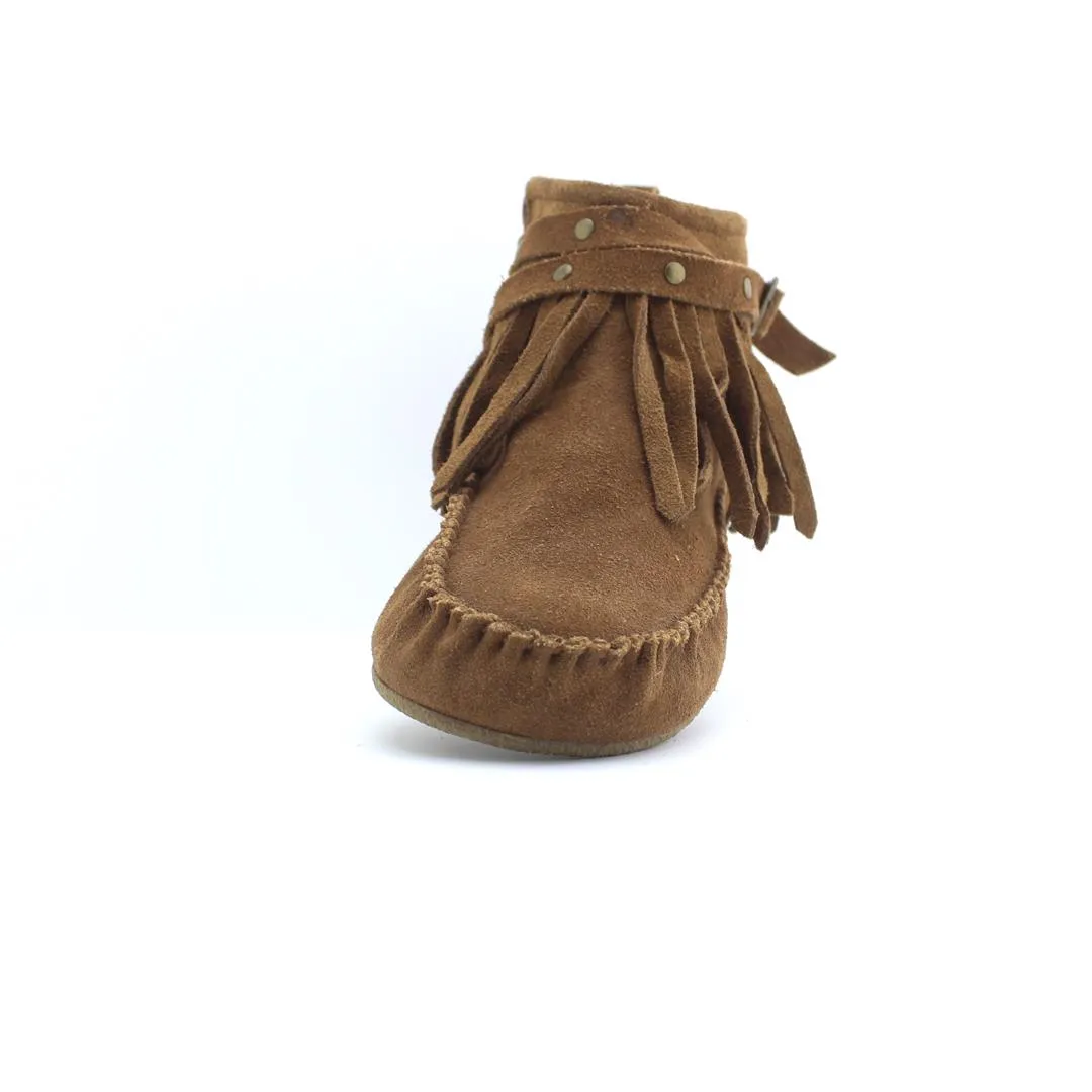 MAKALU . Dupe Slippers