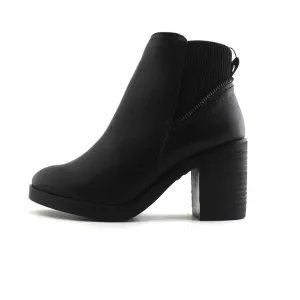 MAS ARTISAN ULLA 7 Casual Slides