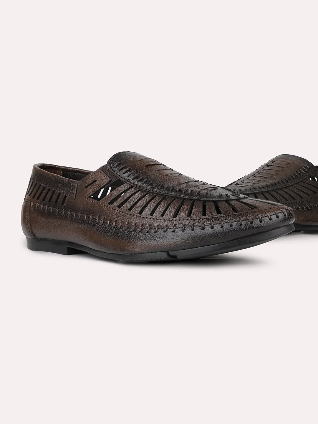 Good Beach Sandals Mens Brown Solid Pointed Toe Casual Sandals