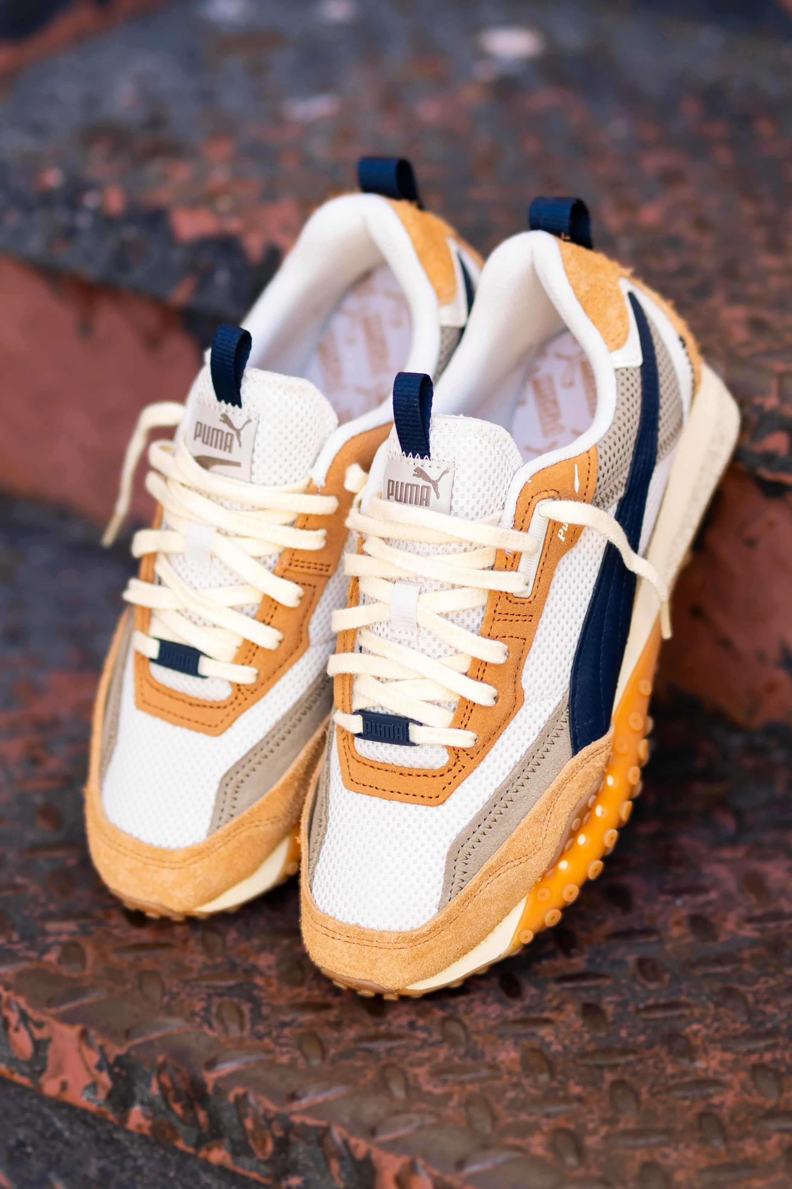 Puma Suede Shoe Mens Puma Blacktop Rider Preppy (Alpine Snow/Caramel Latte)