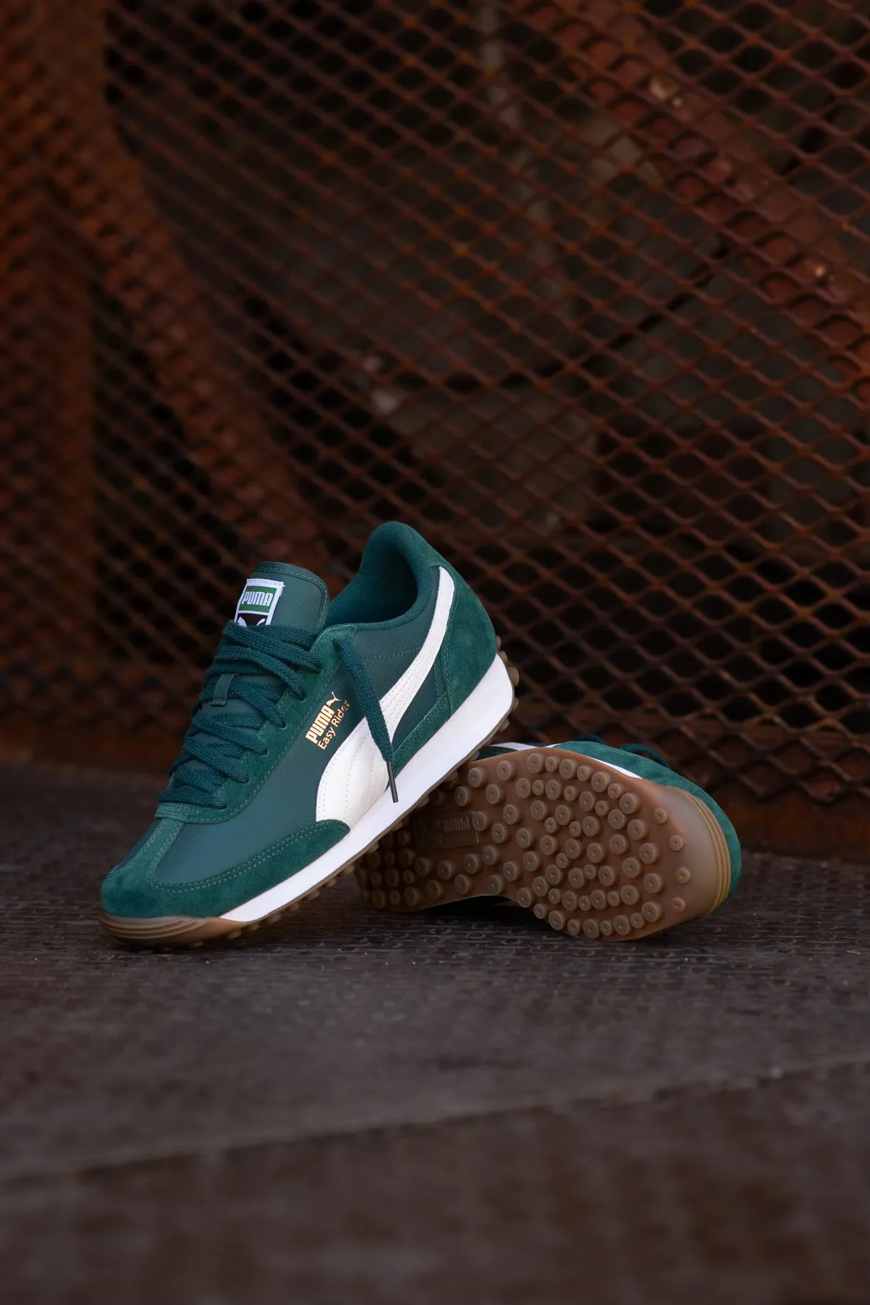 Asics Race Walking Shoes Mens Puma Easy Rider Vintage (Dark Myrtle/Puma White)