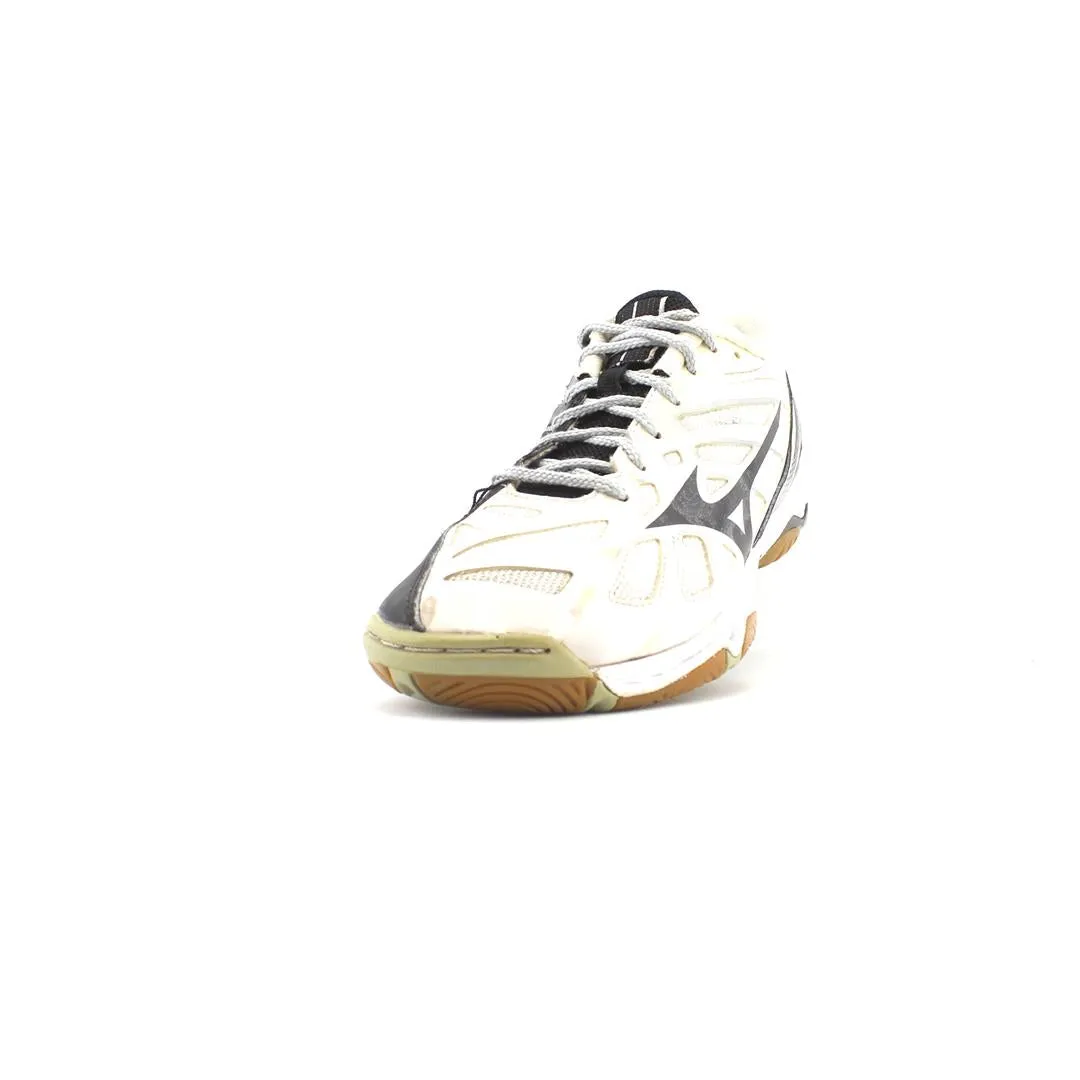 Change Running Shoes MIZUNO WAVE HURRICAANE 3