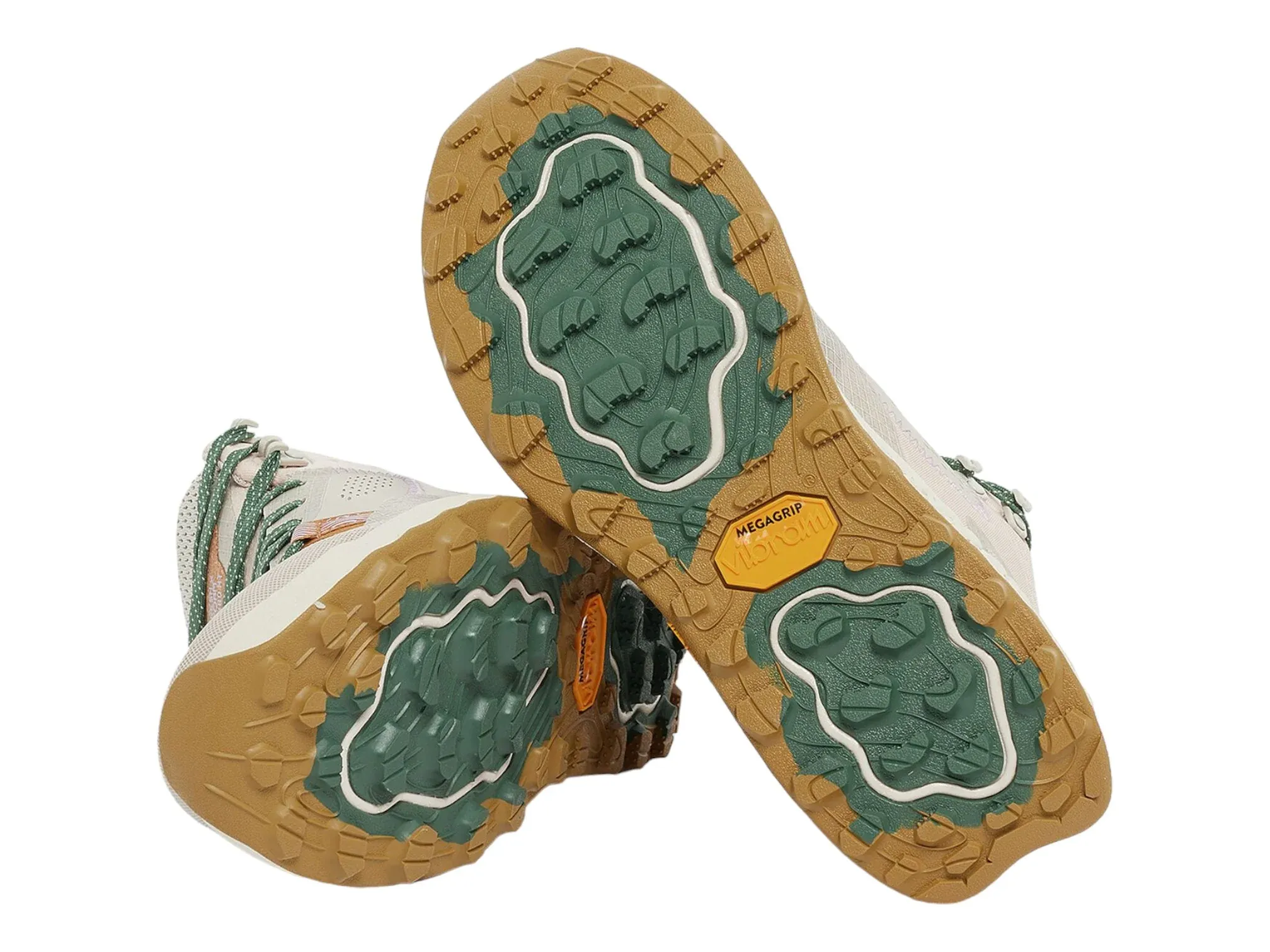 New Balance Fresh Foam 680 V8 New Balance Hierro Mid Sneaker