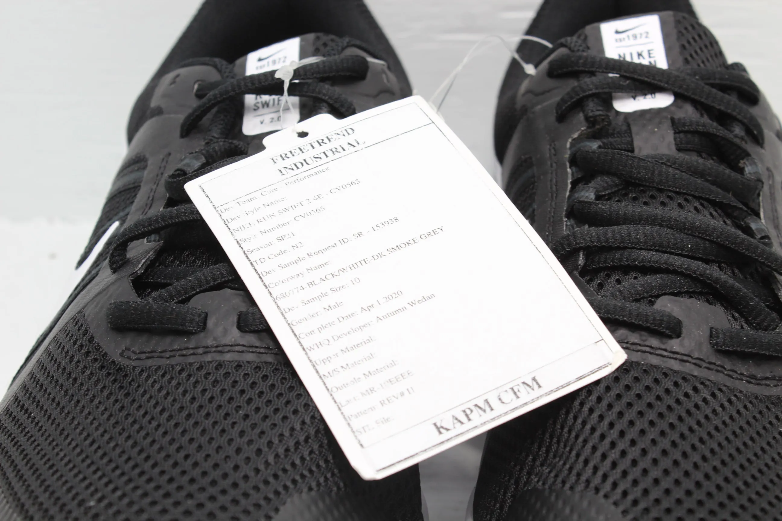 Nike Run Swift 2 4E Black Sample Asics Paddle Tennis Shoes