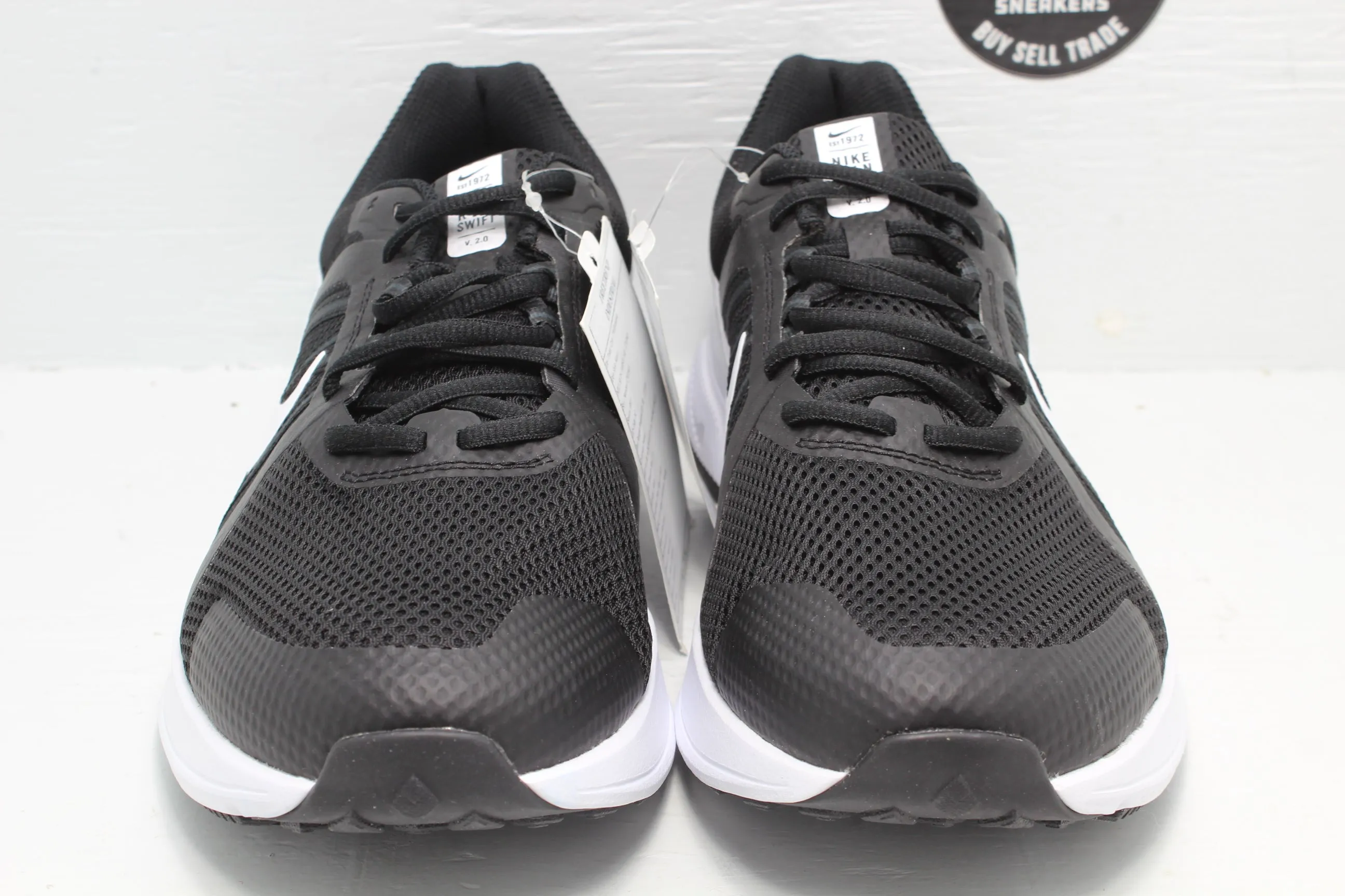 Nike Run Swift 2 4E Black Sample Arch Support Asics Shoes