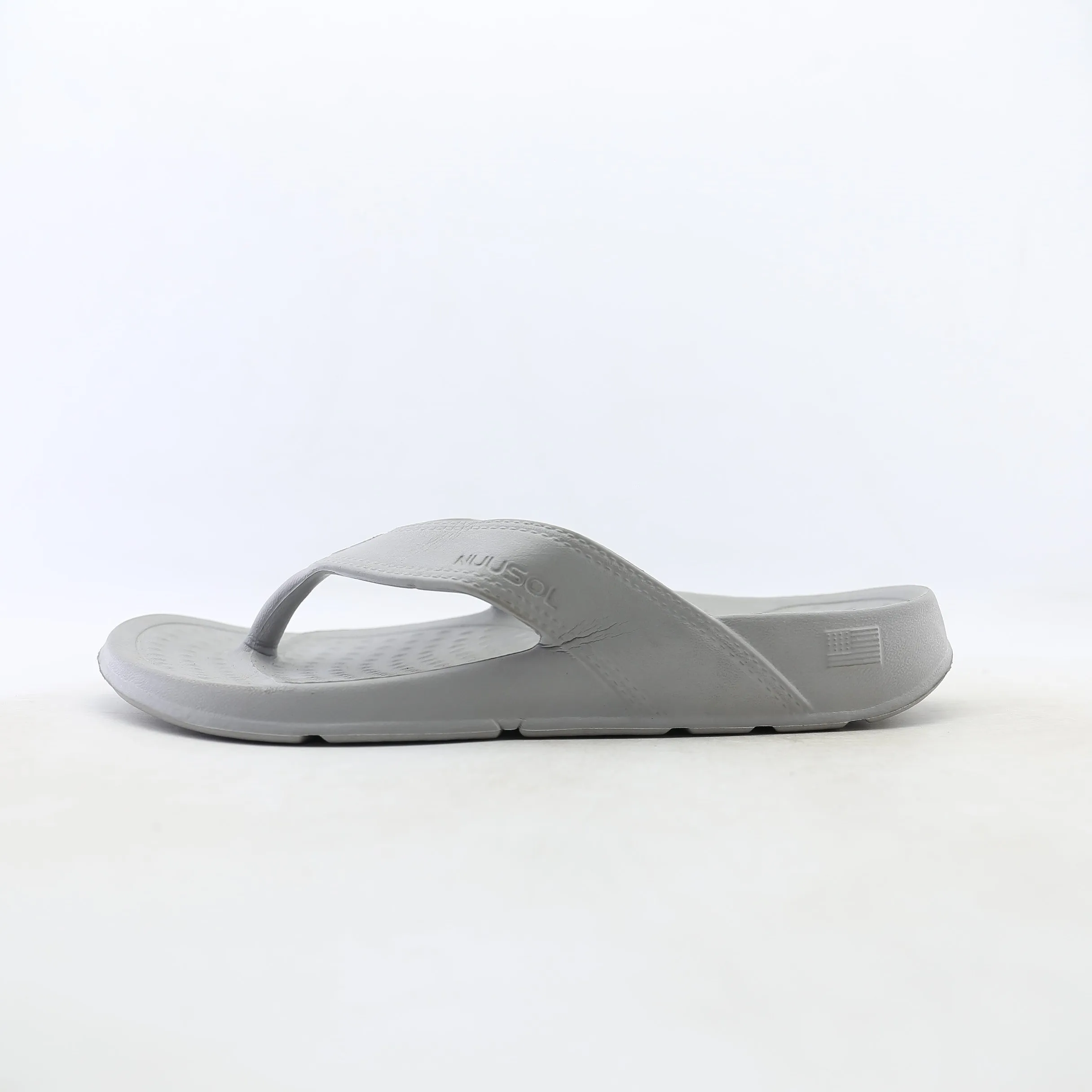 Happy Feet Slippers Review NUUSOL-  MEN'S CASCADE FLIP FLOP - LIGHT GREY