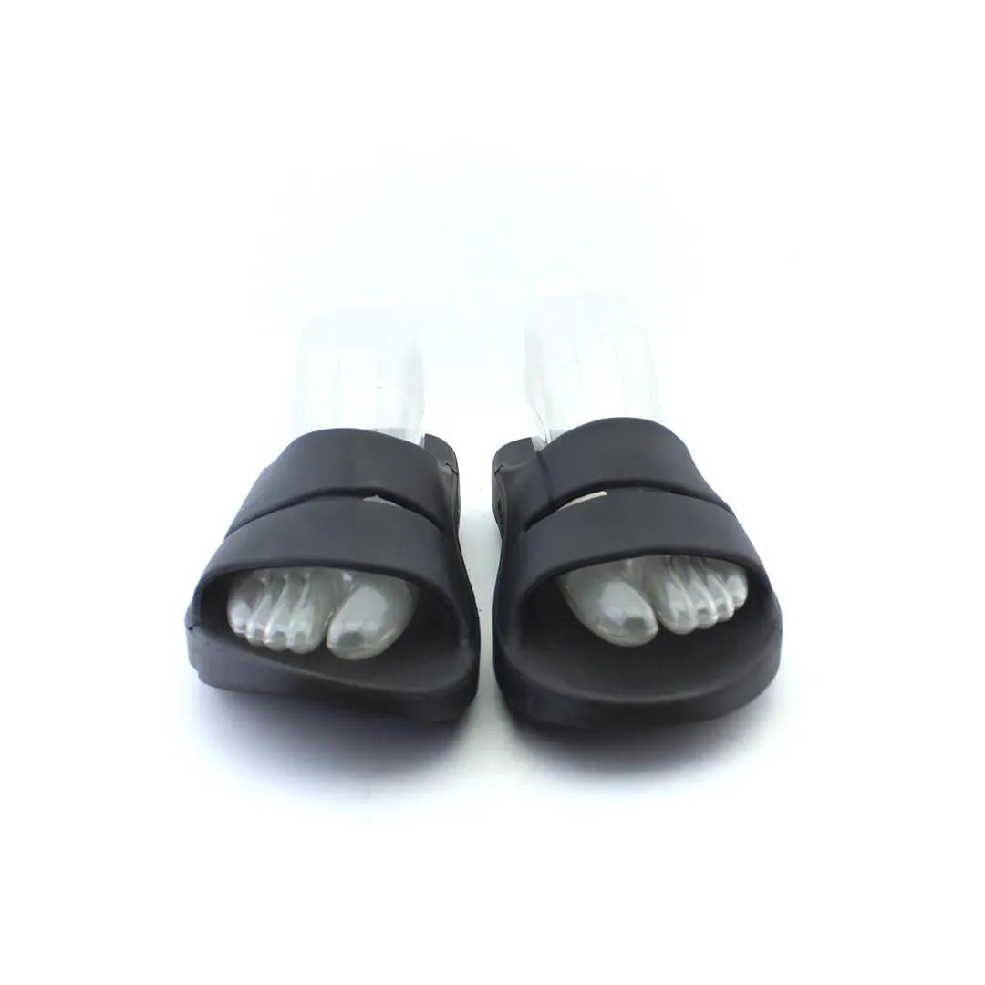 Price Of Slippers OOFOS OOMEGA OOAHH