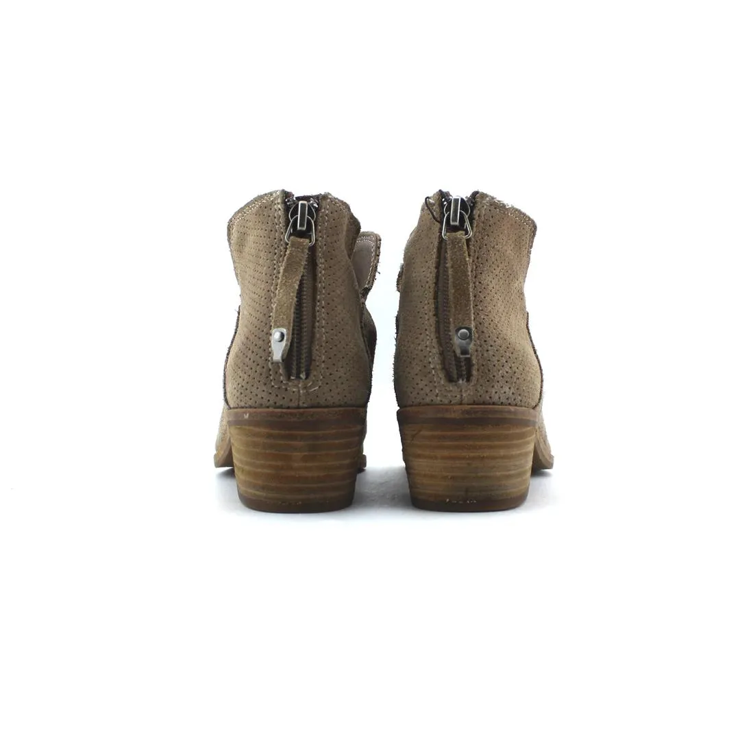 DOLCE VITA  . Curly Ugg Slippers