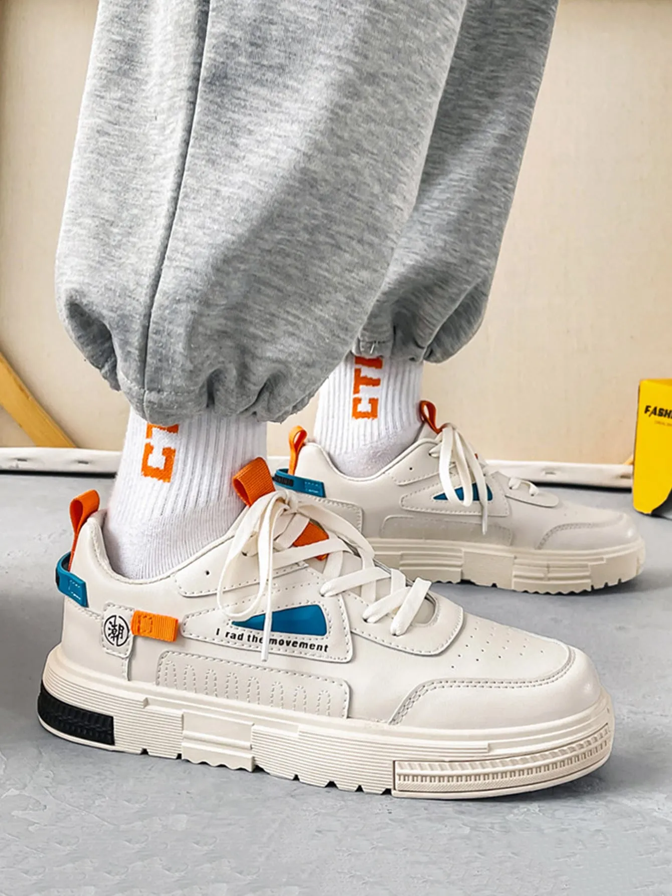 Men Casual Slogan Graphic Colorblock Lace-up Front Skate Shoes Best Sneakers For Cement Floors