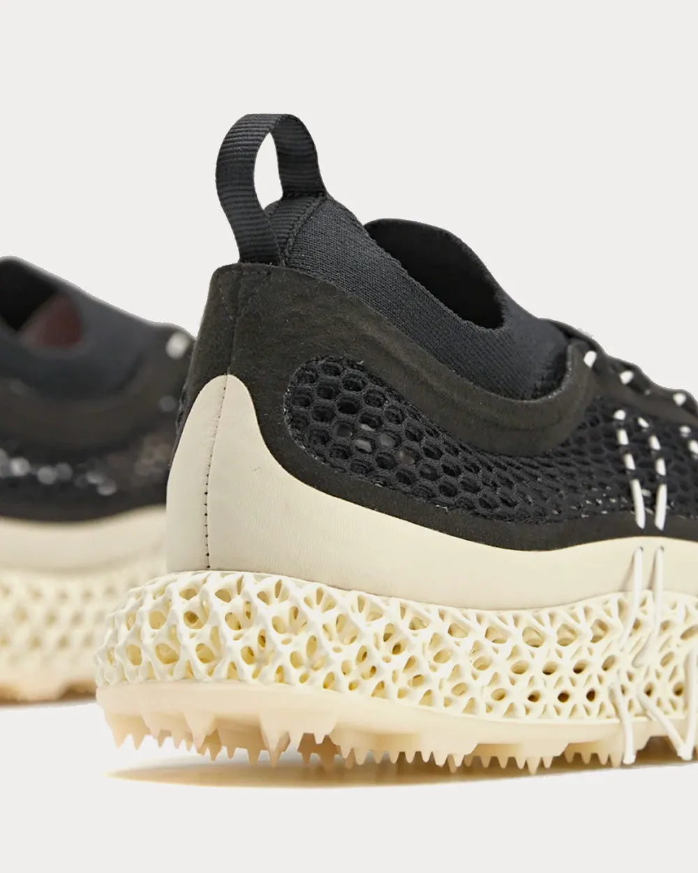 Runner 4D Halo Black / Core White / Red Running Shoes Adidas Shoes Size 4