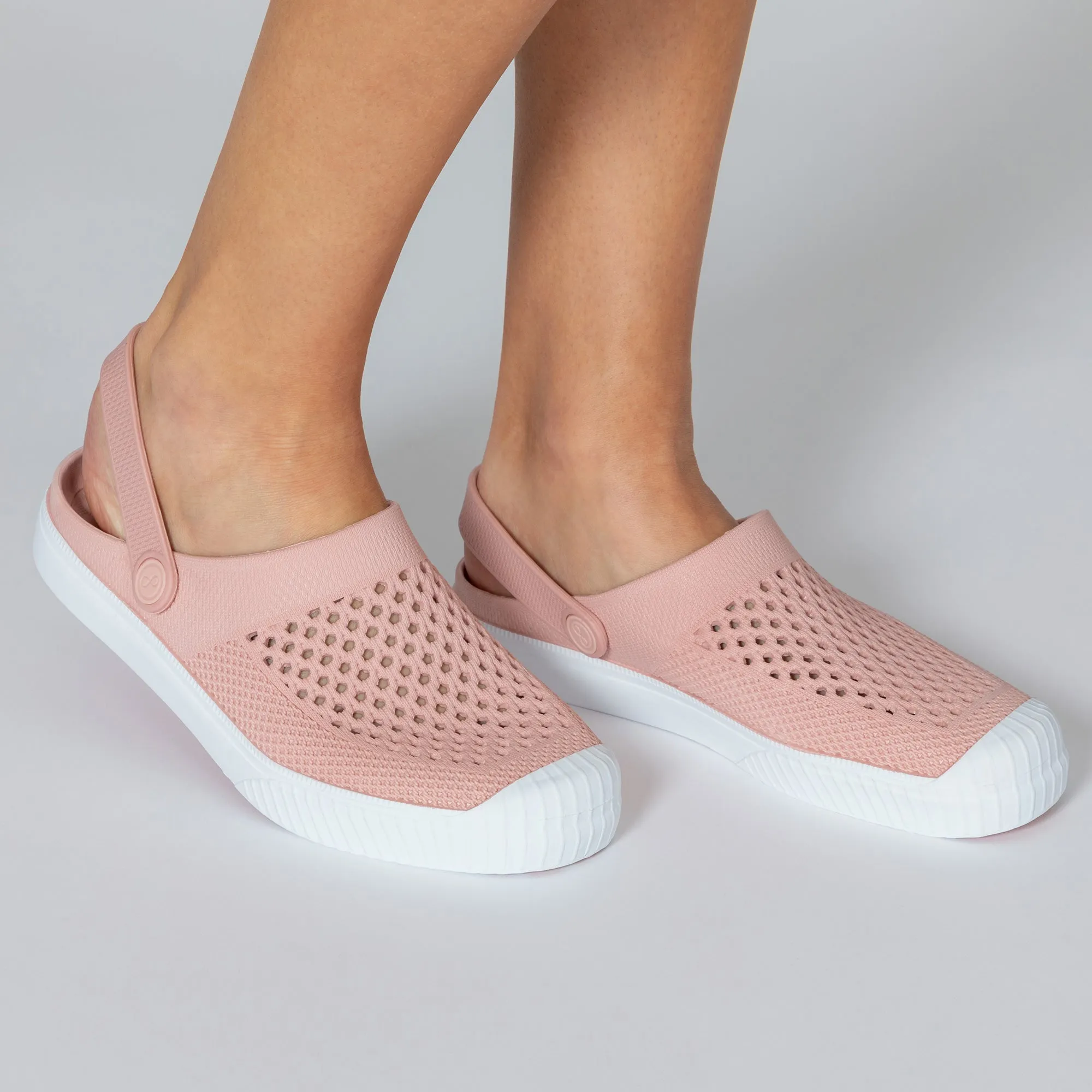Number One Running Shoe Casual Slip-On Clogs